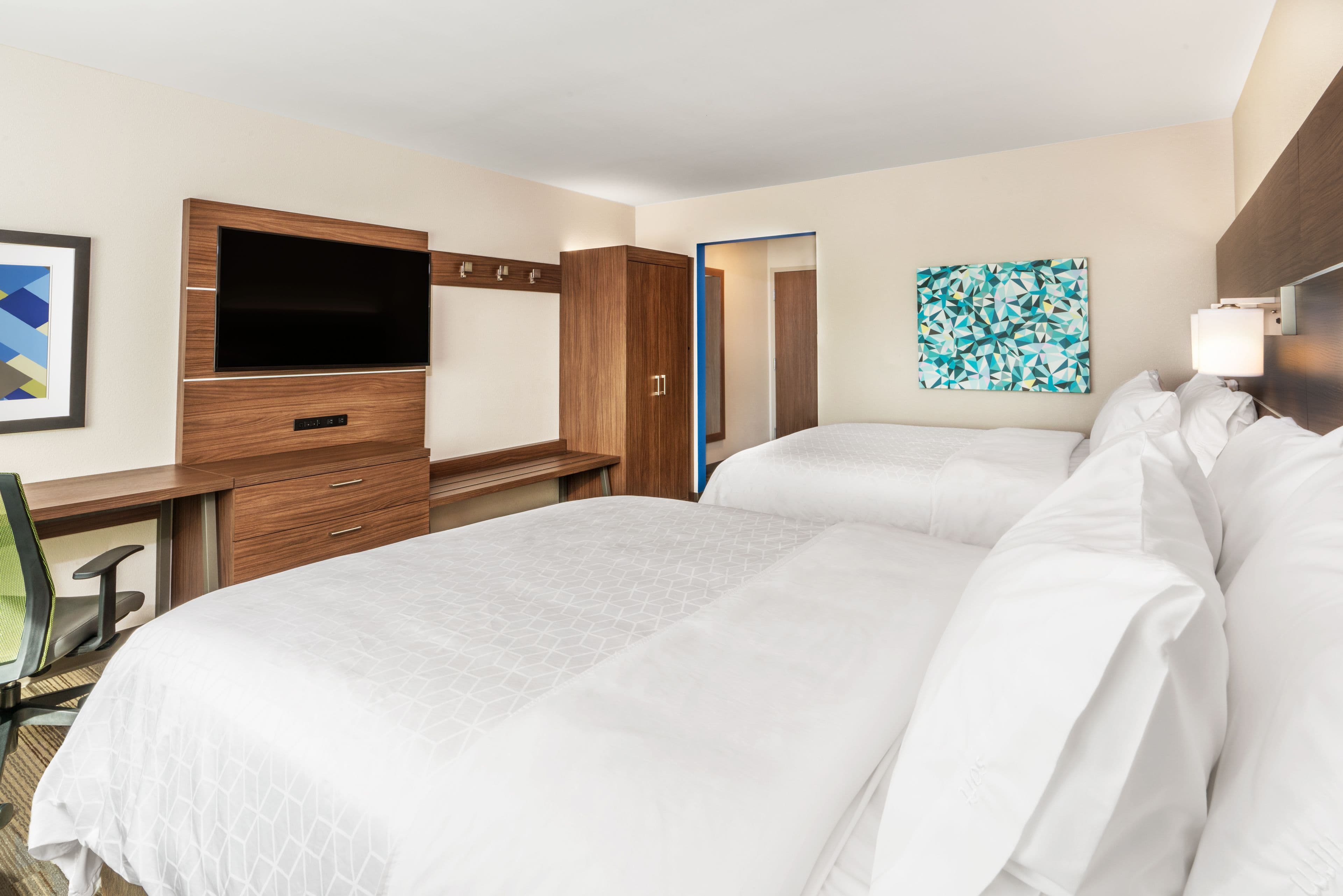 Holiday Inn Express & Suites Lake Havasu - London Bridge — 13