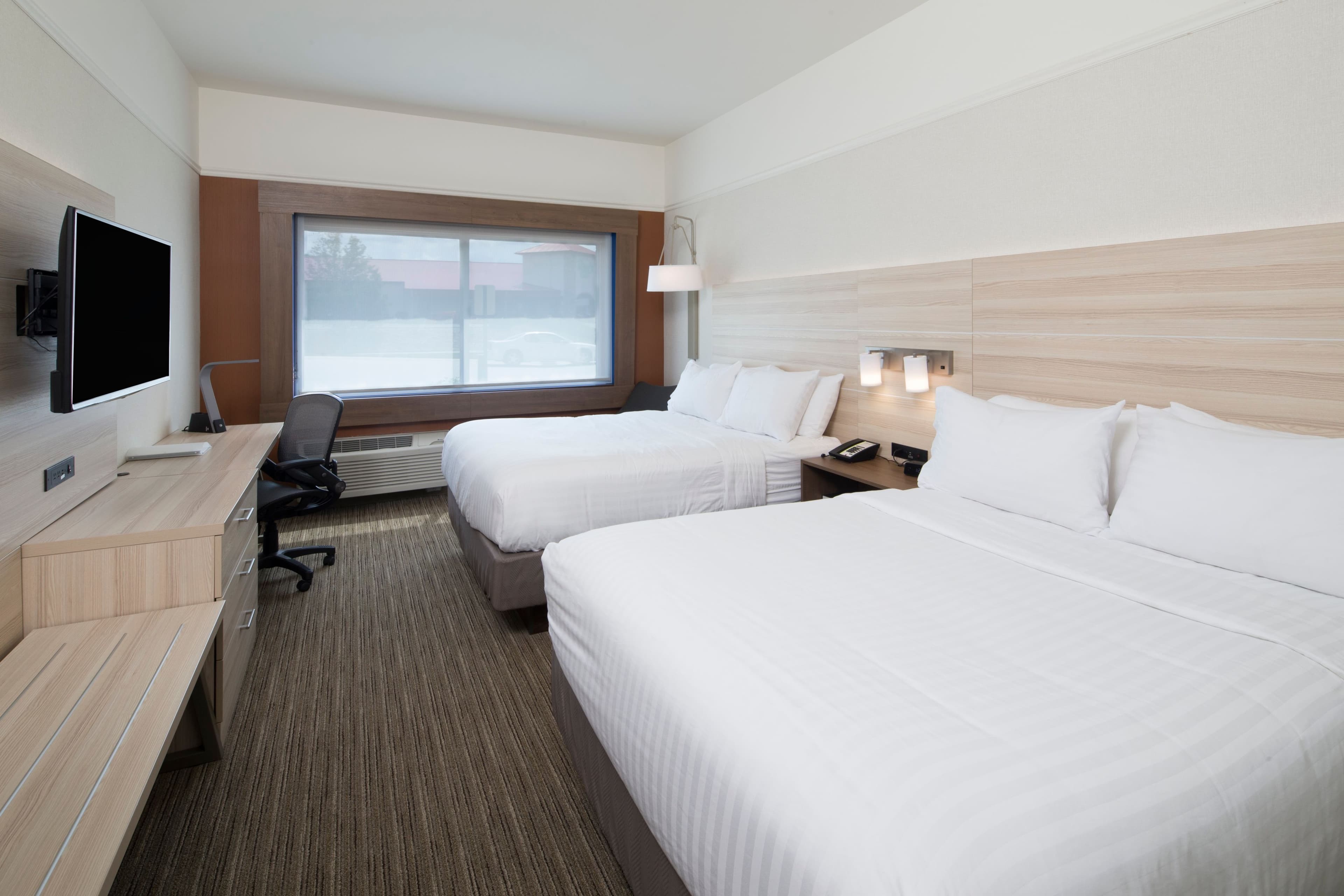 Holiday Inn Express & Suites La Porte — 18