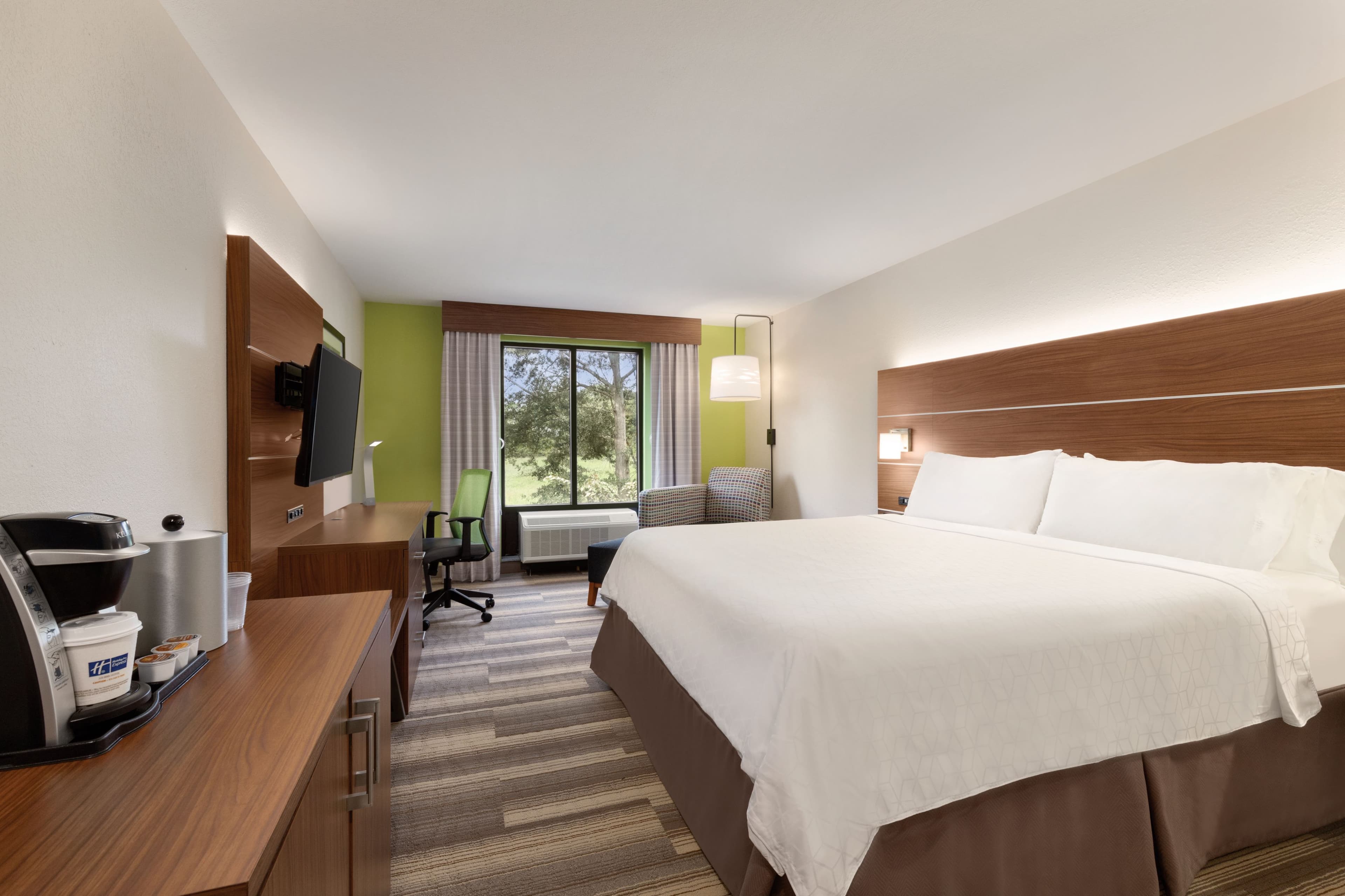 Holiday Inn Express & Suites Lavonia — 10