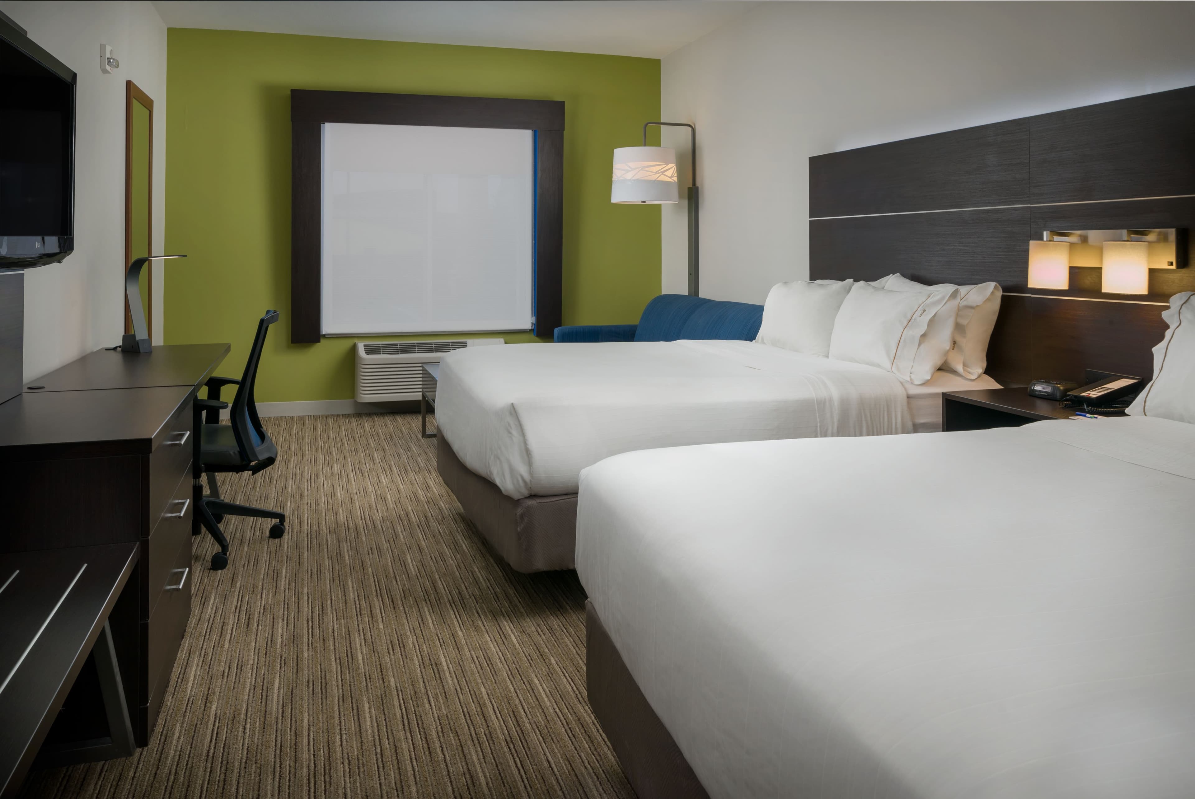 Holiday Inn Express & Suites Lawrence — 33