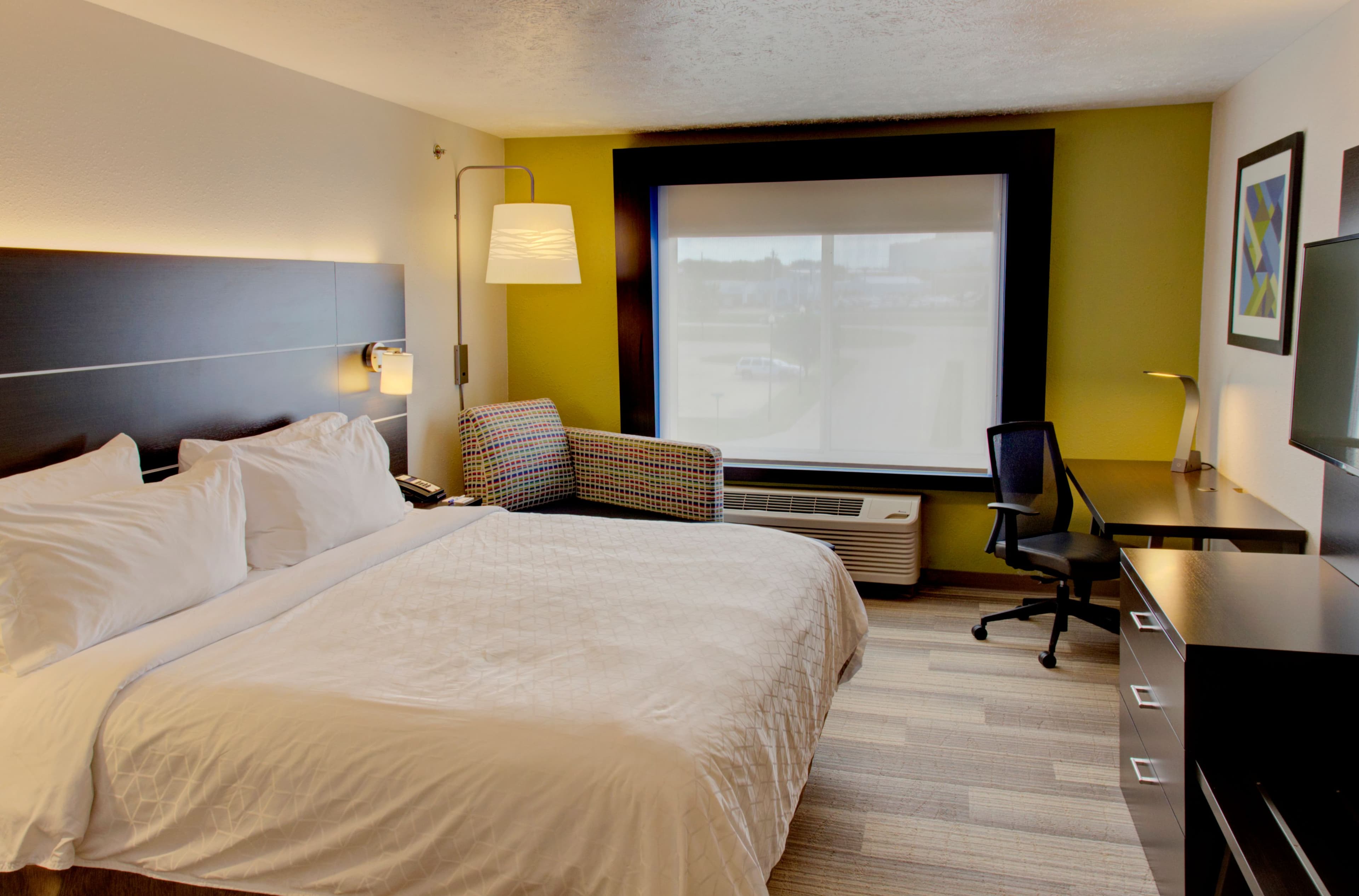Holiday Inn Express & Suites Le Mars — 8