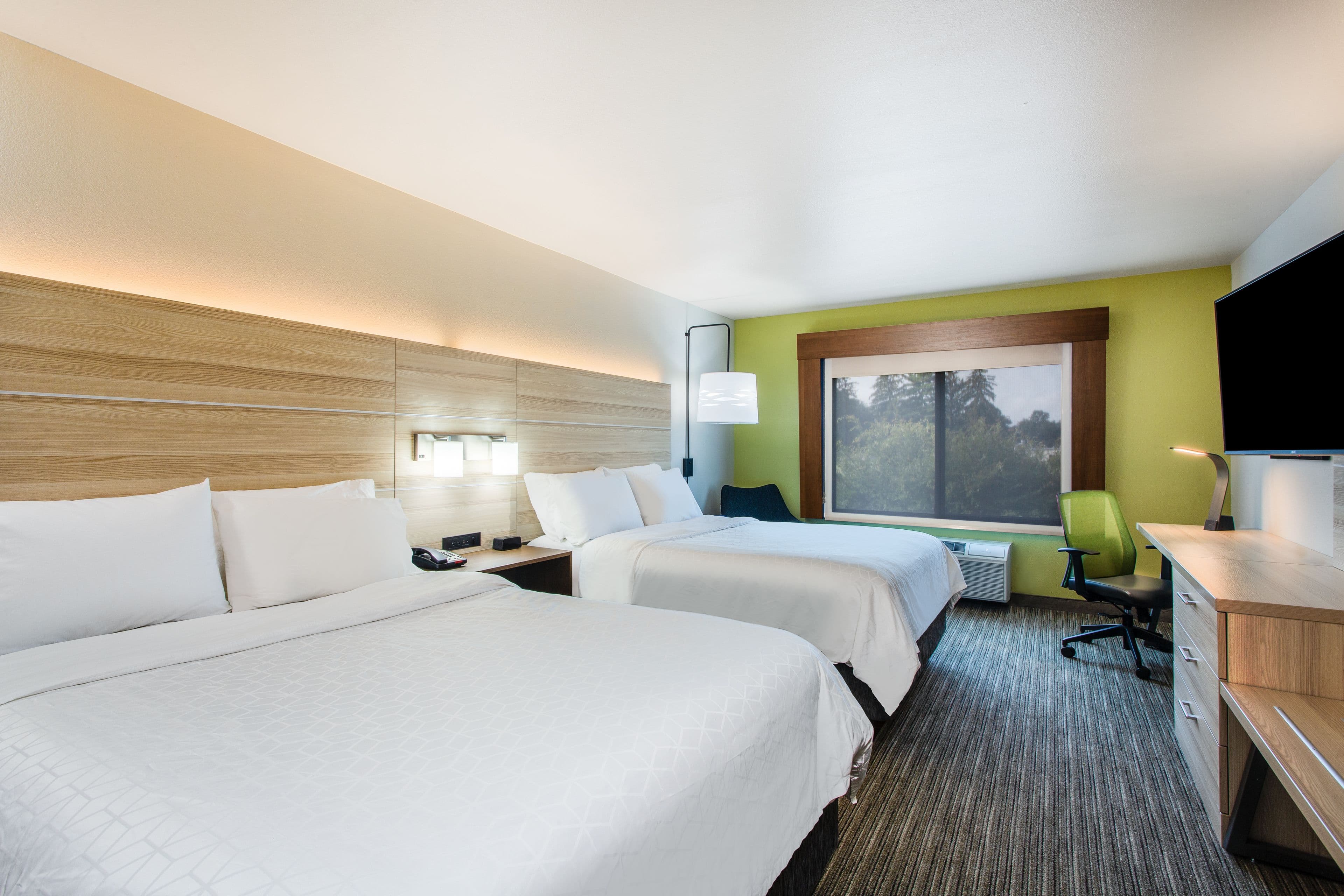 Holiday Inn Express & Suites Lewisburg — 15
