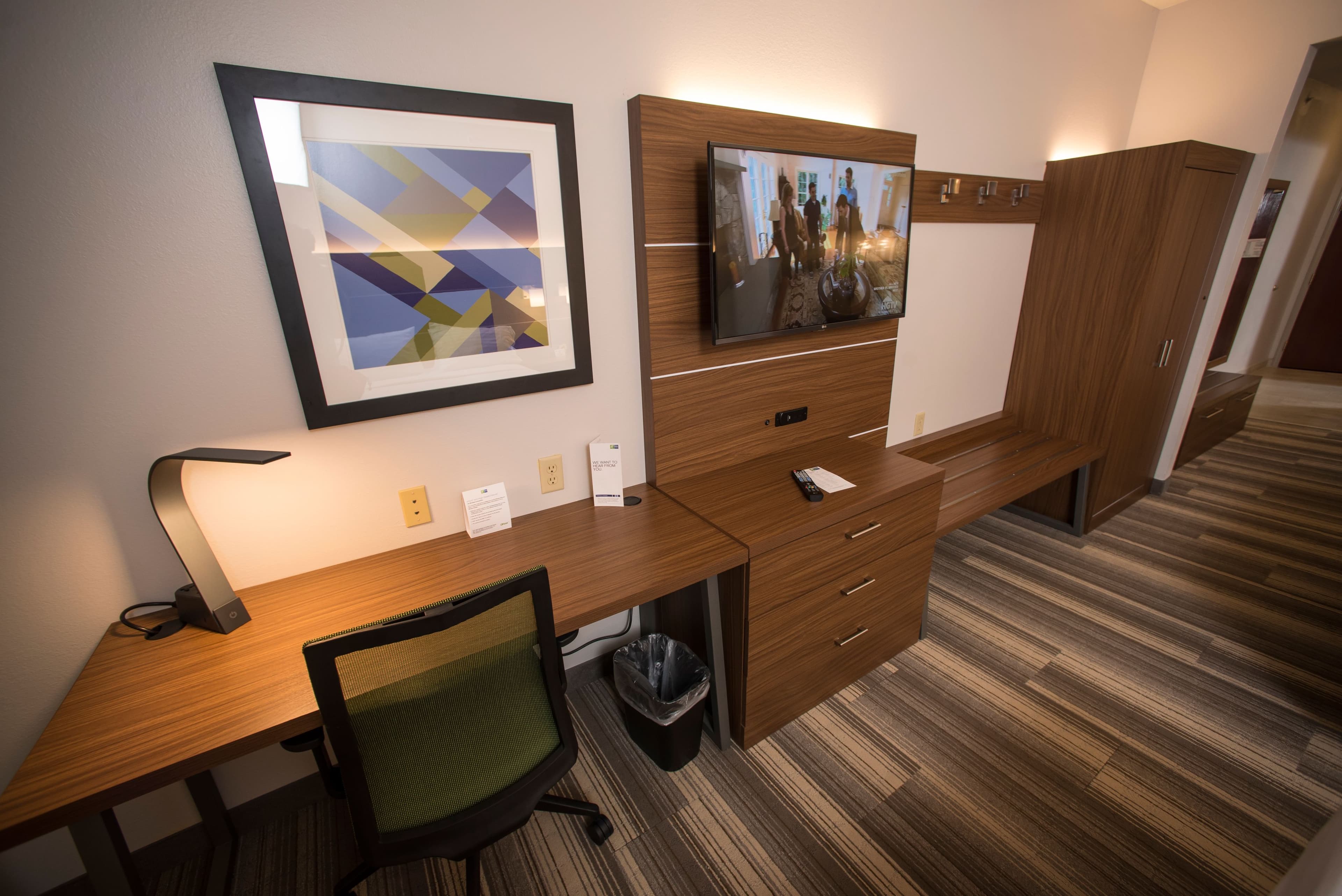 Holiday Inn Express & Suites Lexington-Downtown/University — 13