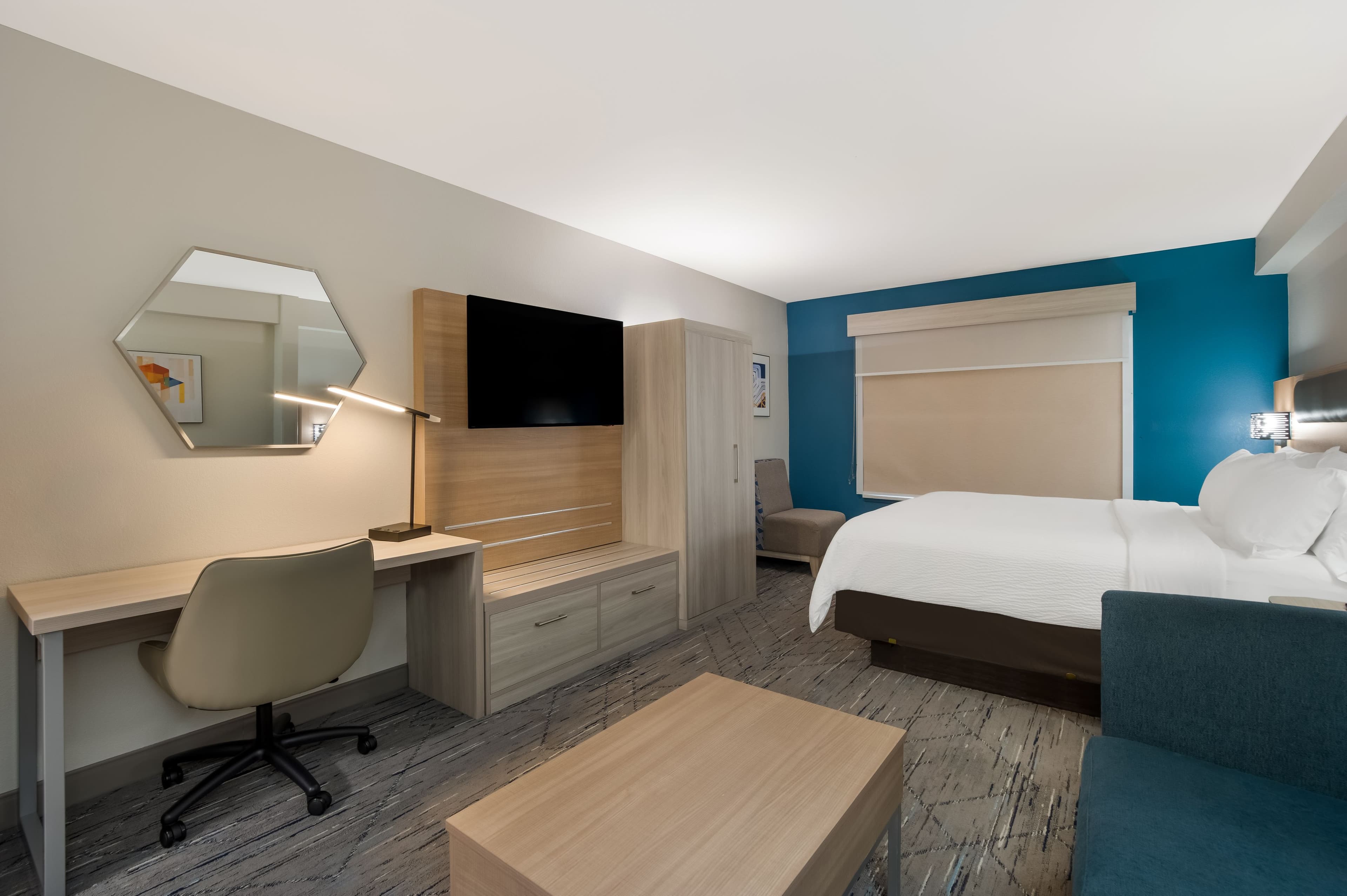 Holiday Inn Express & Suites Lexington — 18