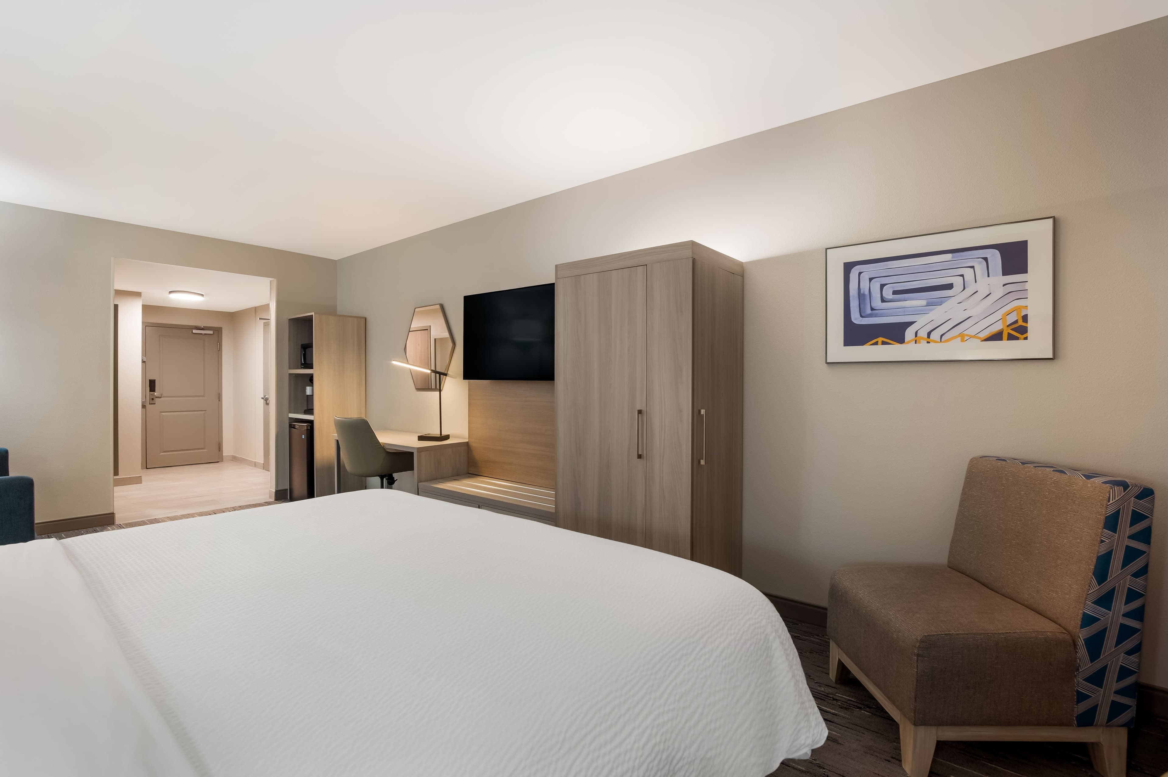 Holiday Inn Express & Suites Lexington — 8