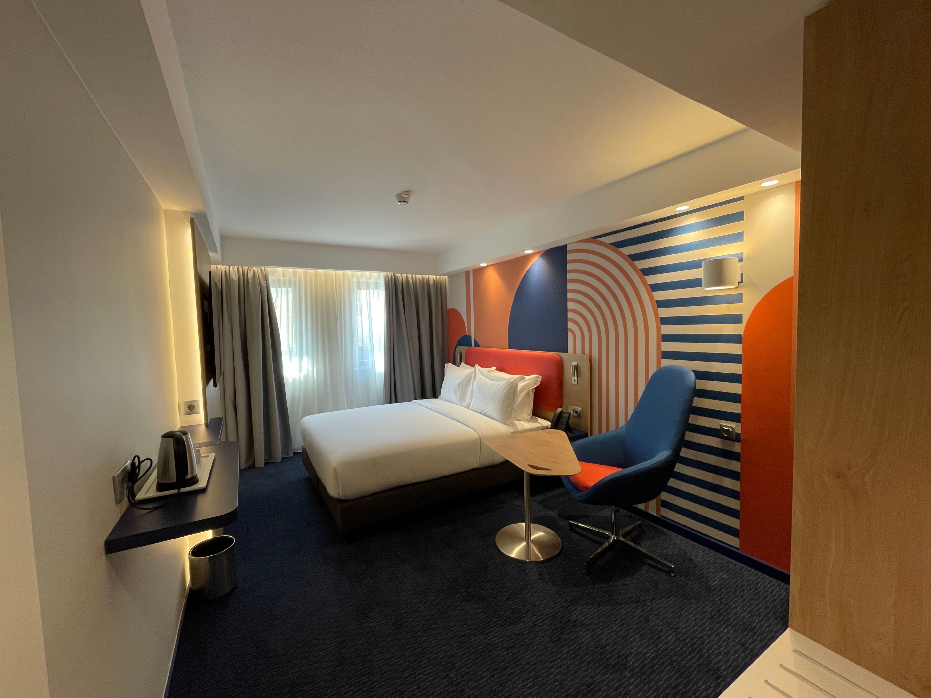 Holiday Inn Express & Suites Lisbon - Príncipe Real — 14