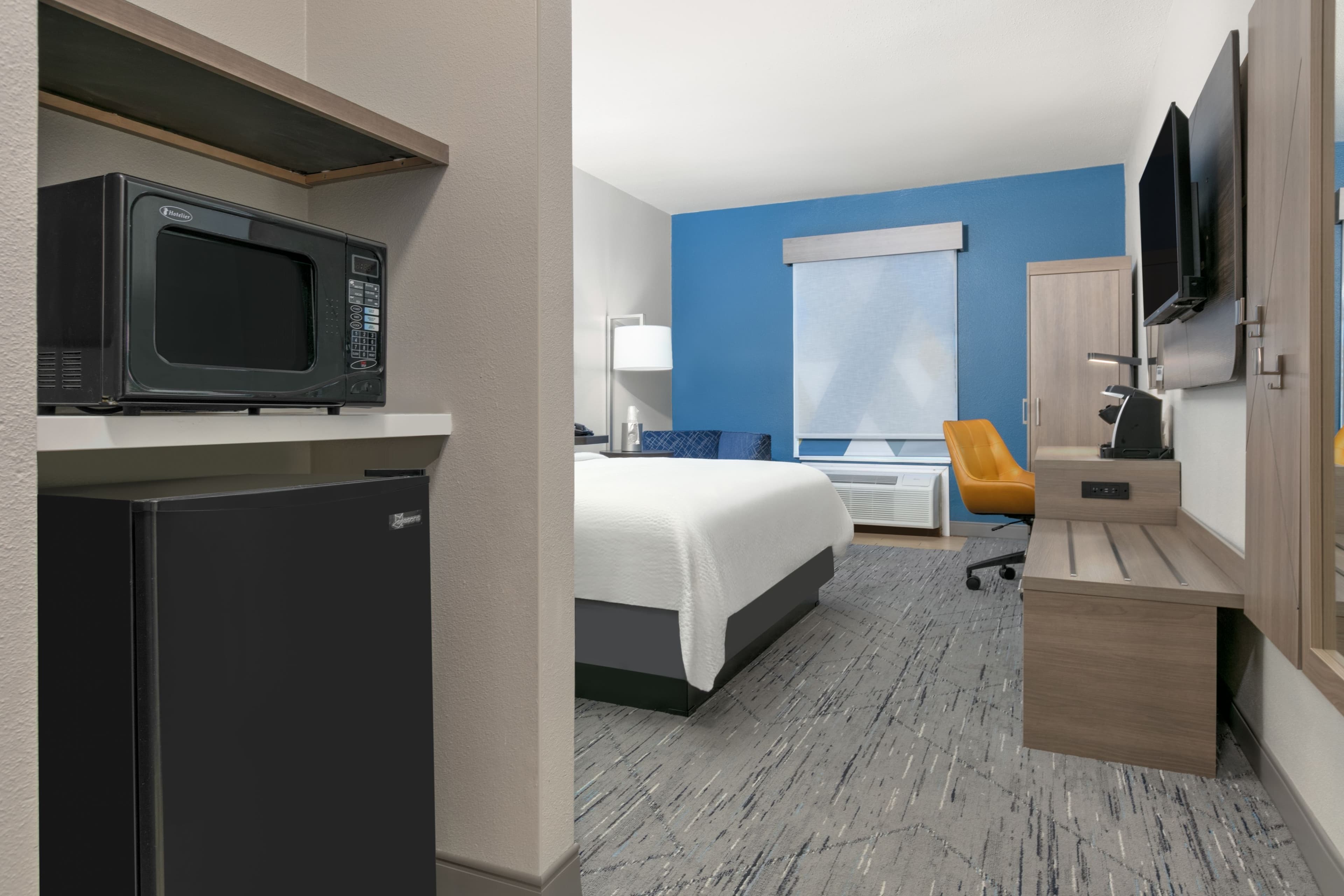 Holiday Inn Express & Suites Livingston — 10