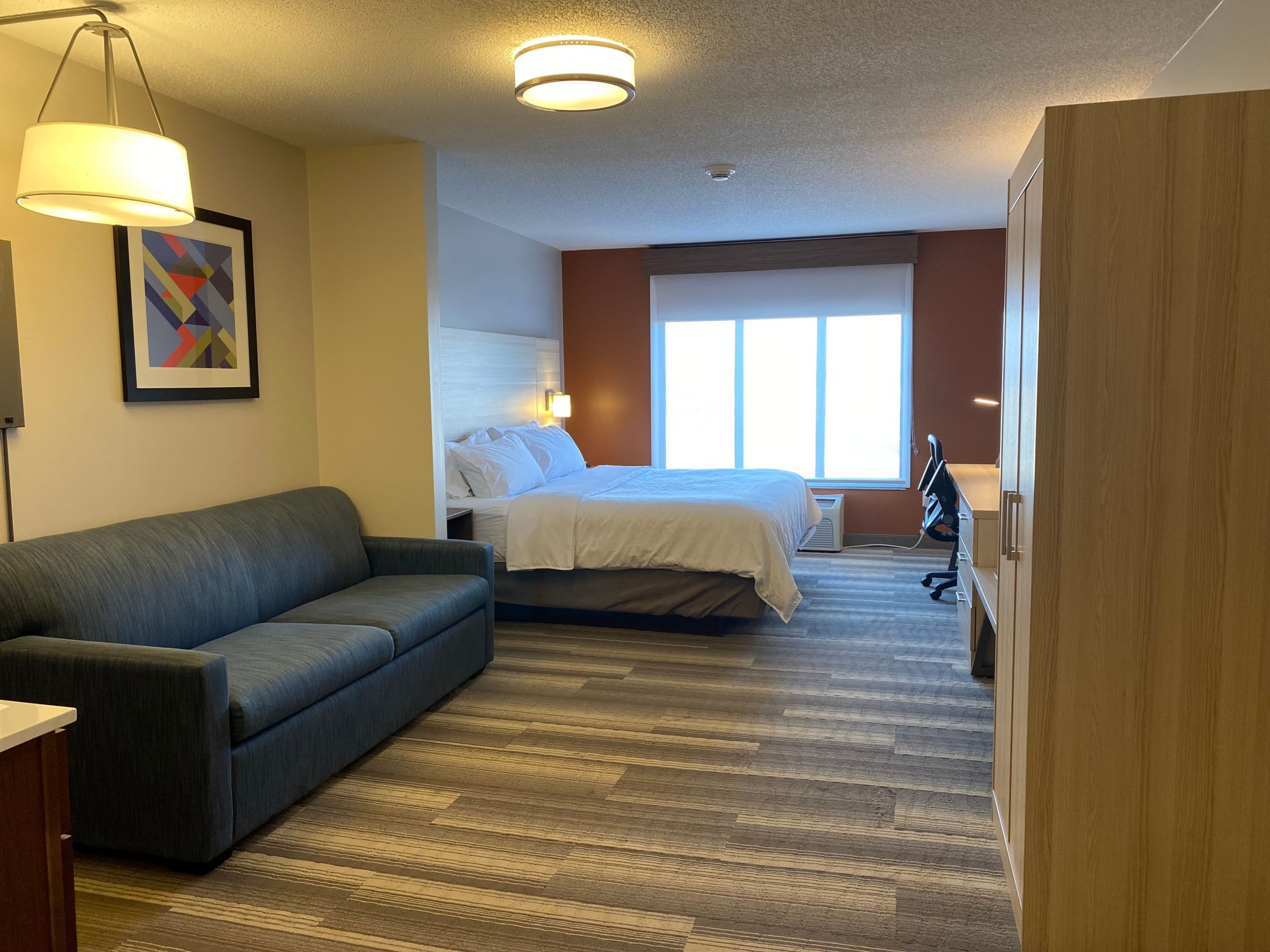 Holiday Inn Express & Suites Logansport — 14