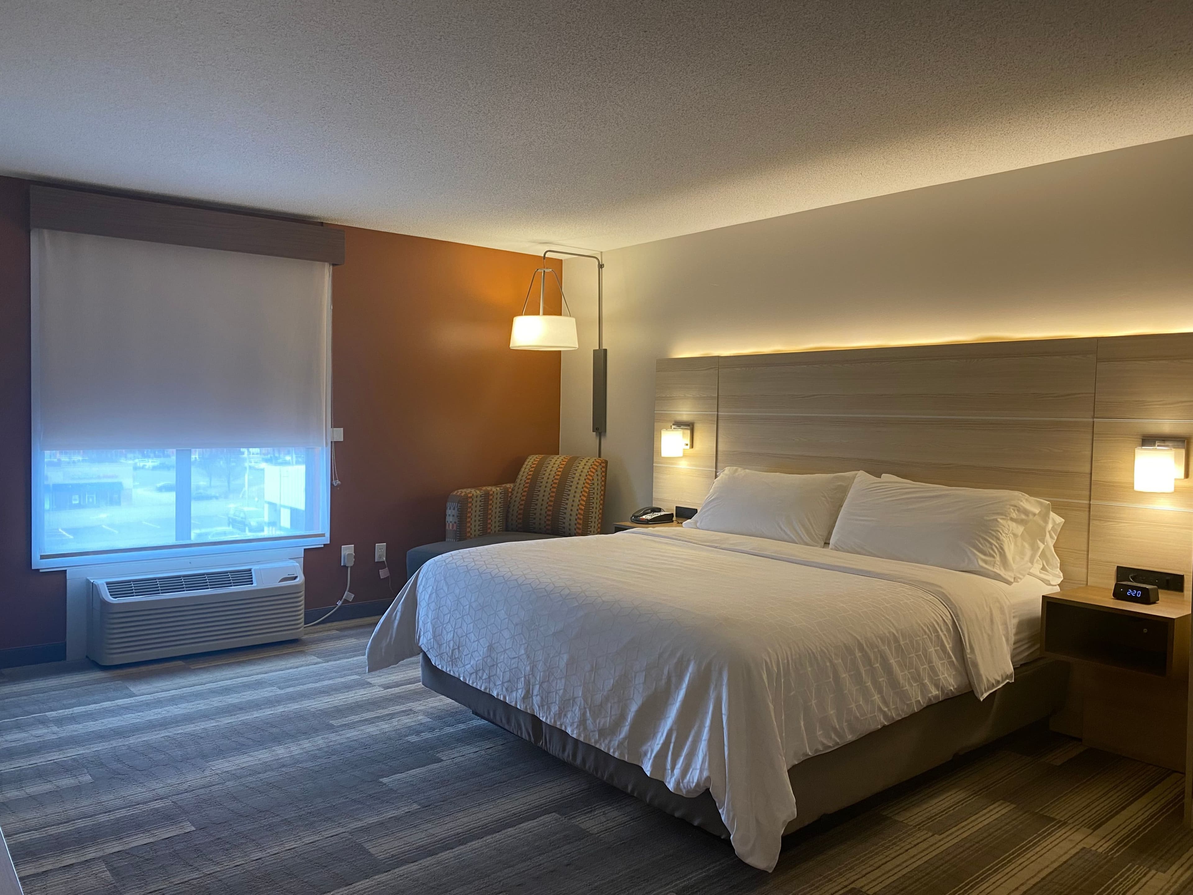 Holiday Inn Express & Suites Logansport — 13