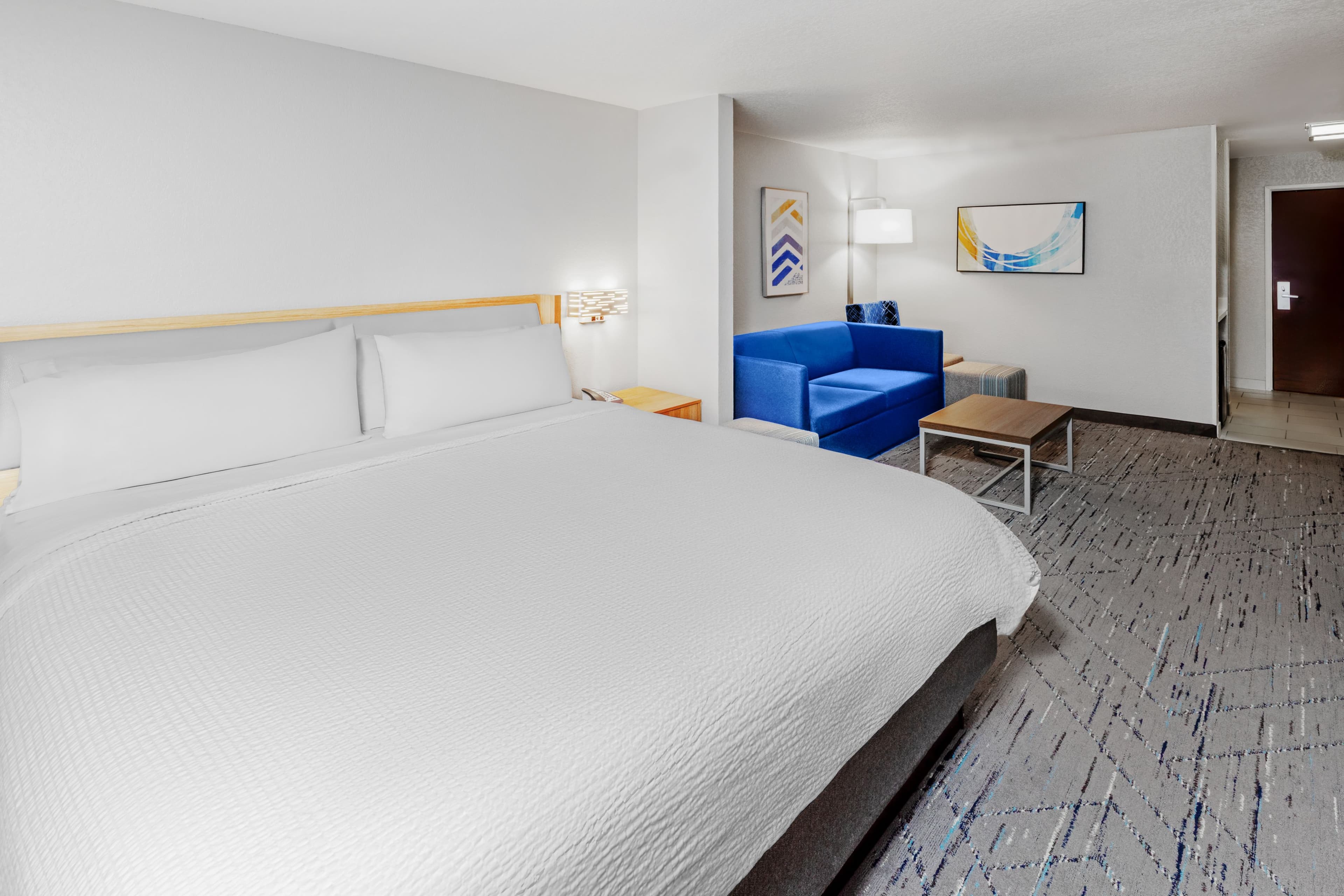 Holiday Inn Express & Suites Lonoke I-40 (Exit 175) — 21