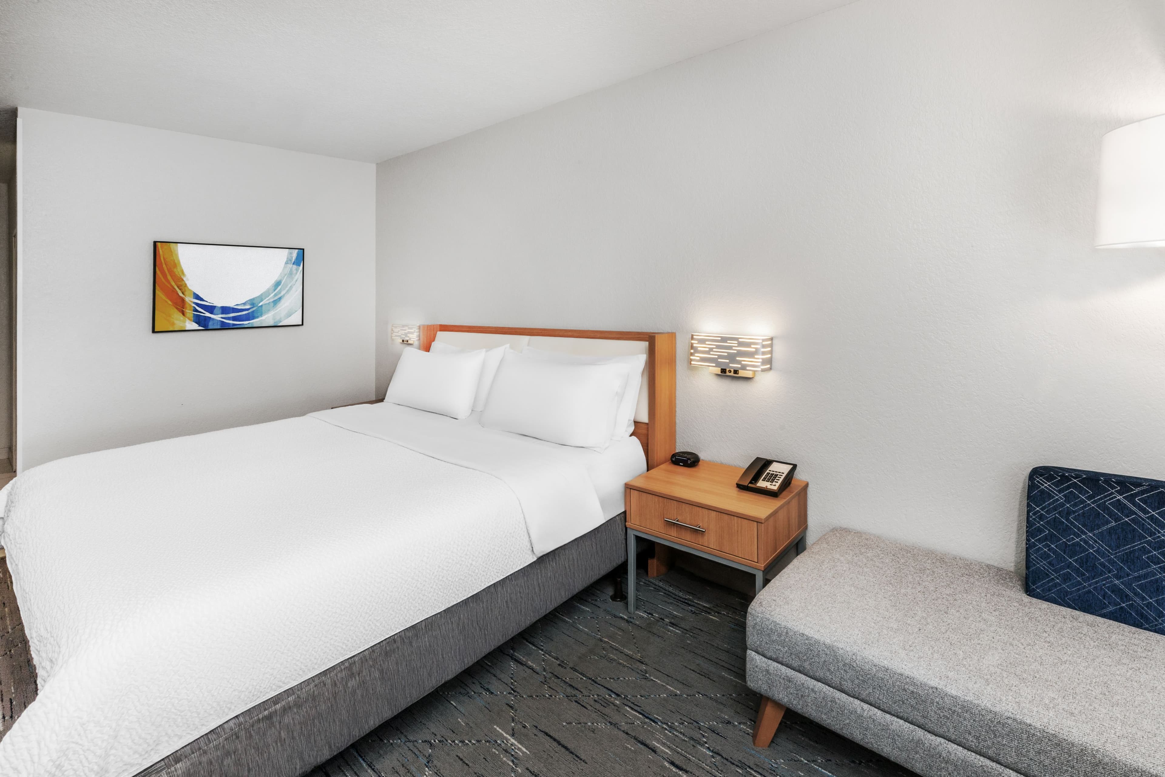 Holiday Inn Express & Suites Lonoke I-40 (Exit 175) — 8