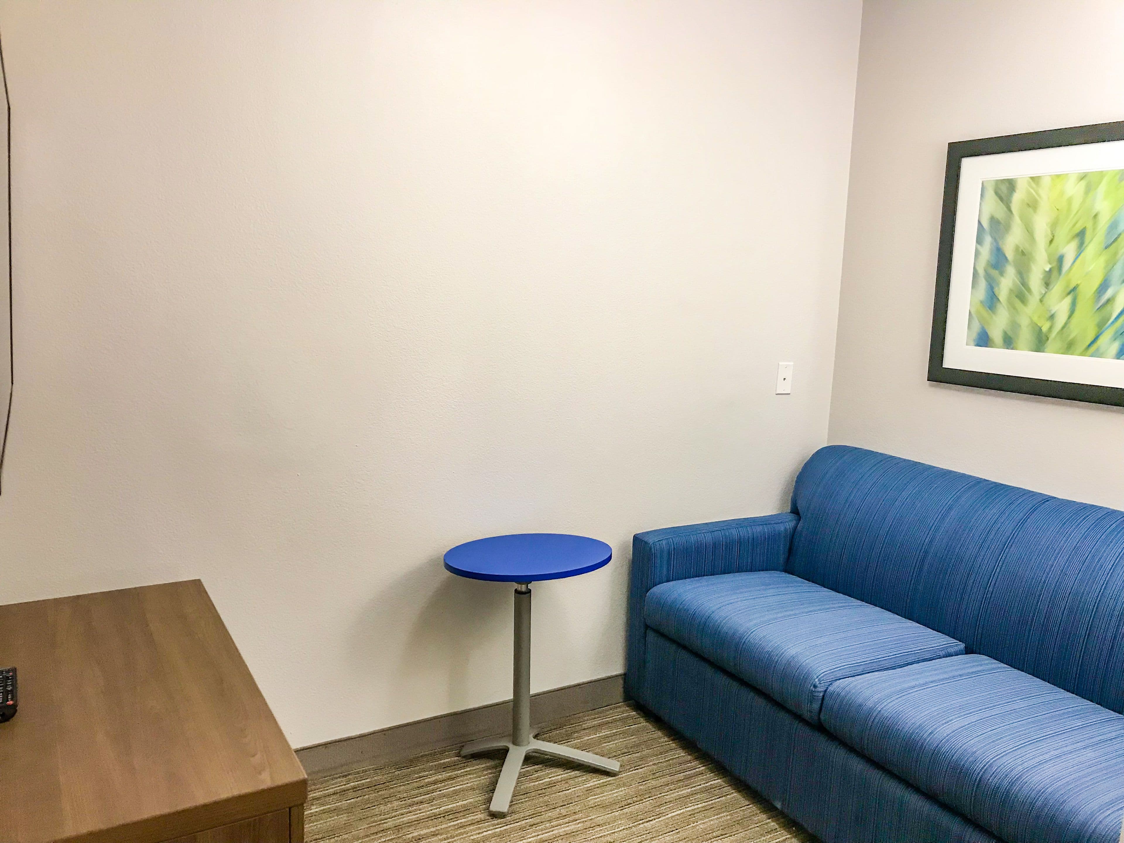 Holiday Inn Express & Suites Lubbock West — 8