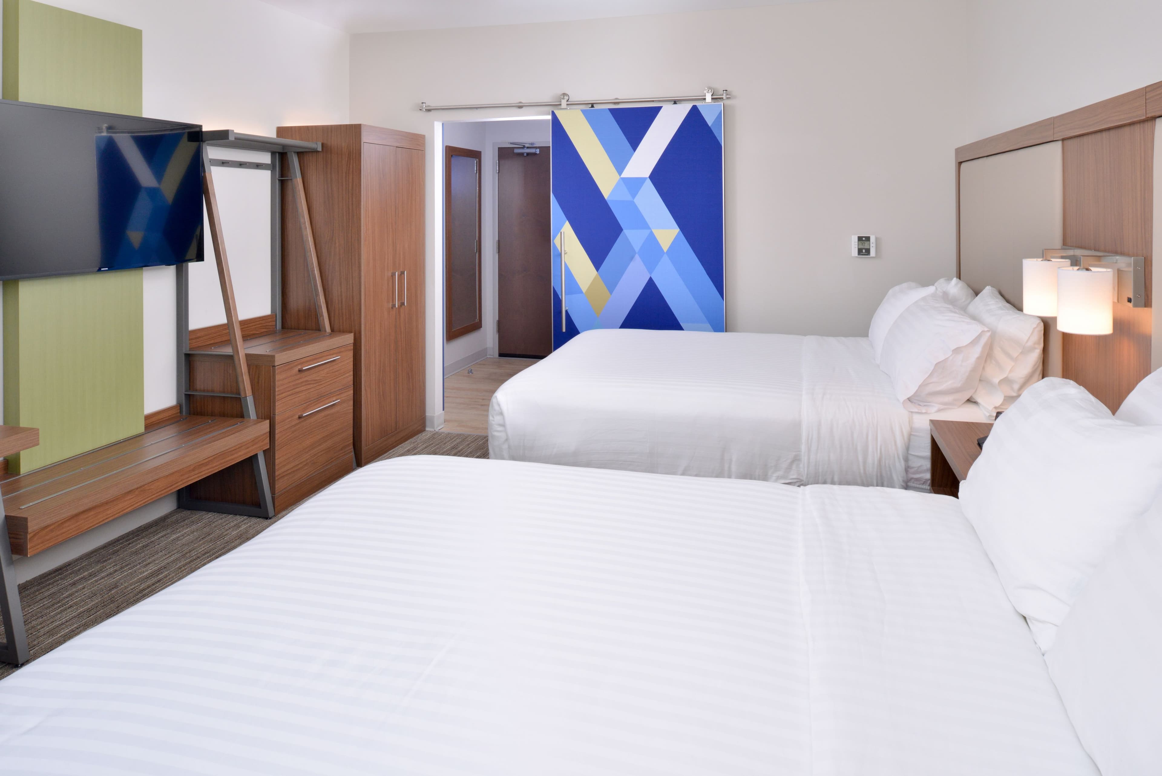 Holiday Inn Express & Suites Madison — 13