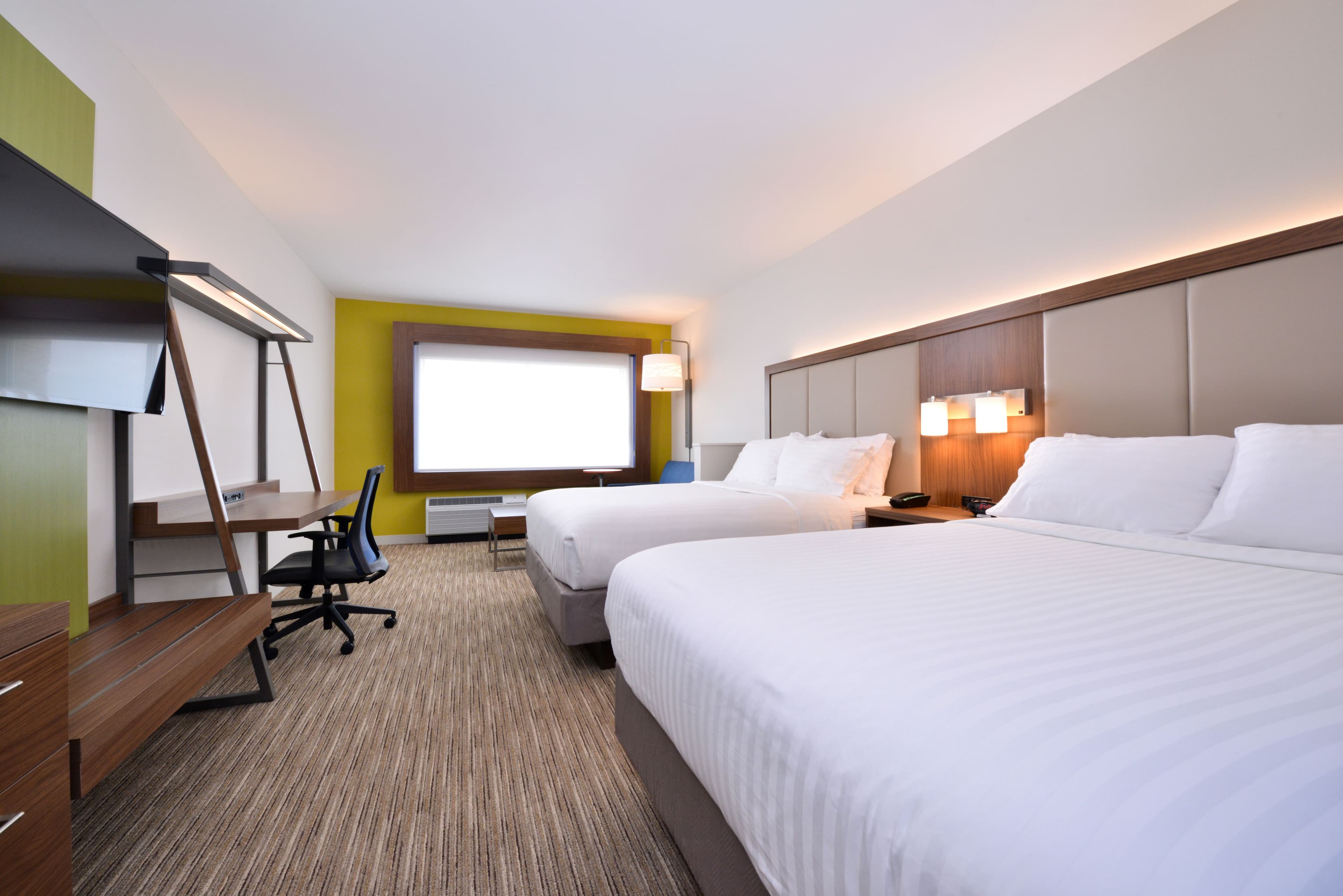 Holiday Inn Express & Suites Madison — 20