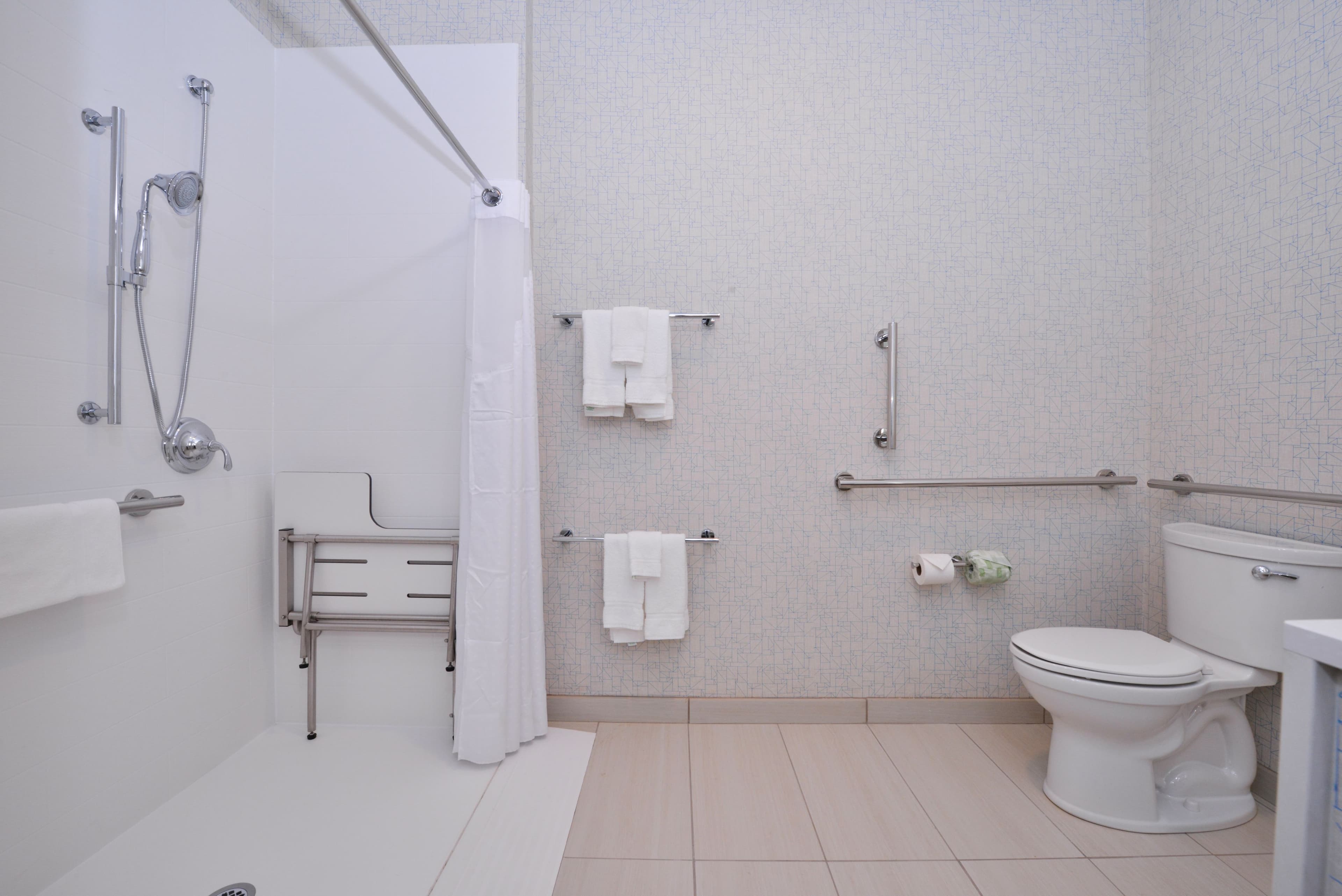 Holiday Inn Express & Suites Madison — 21