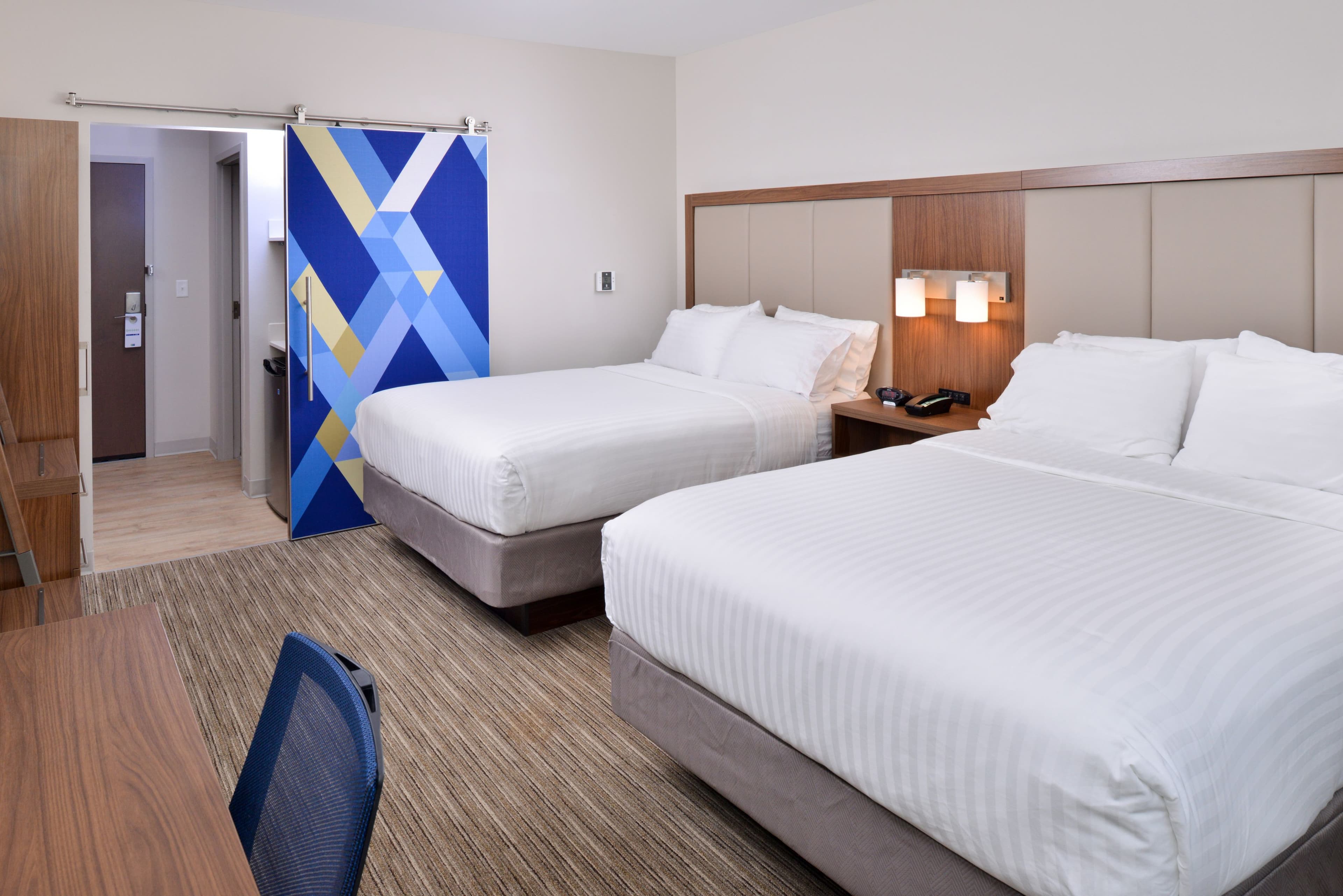 Holiday Inn Express & Suites Madison — 16
