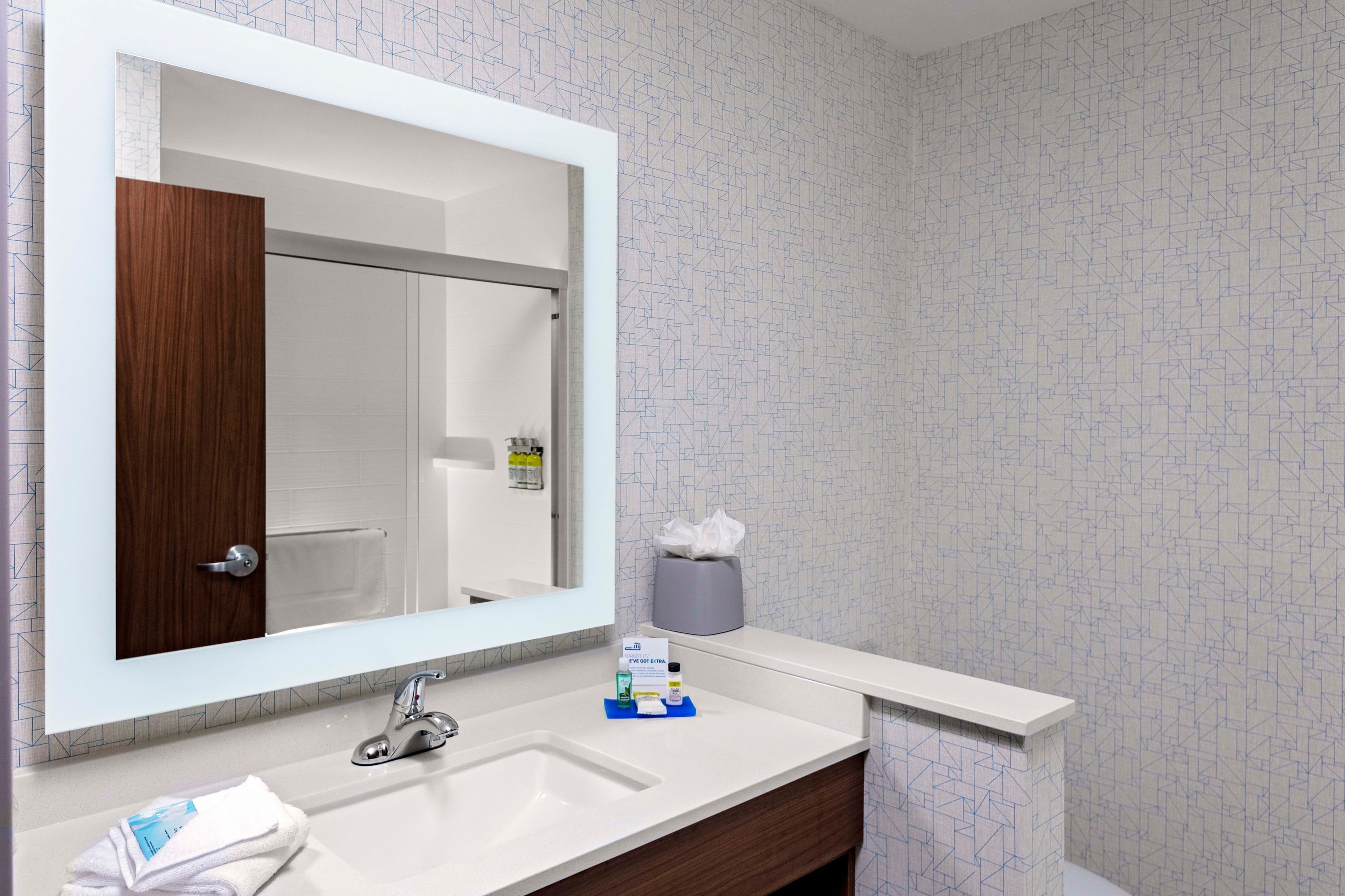Holiday Inn Express & Suites Madison — 16