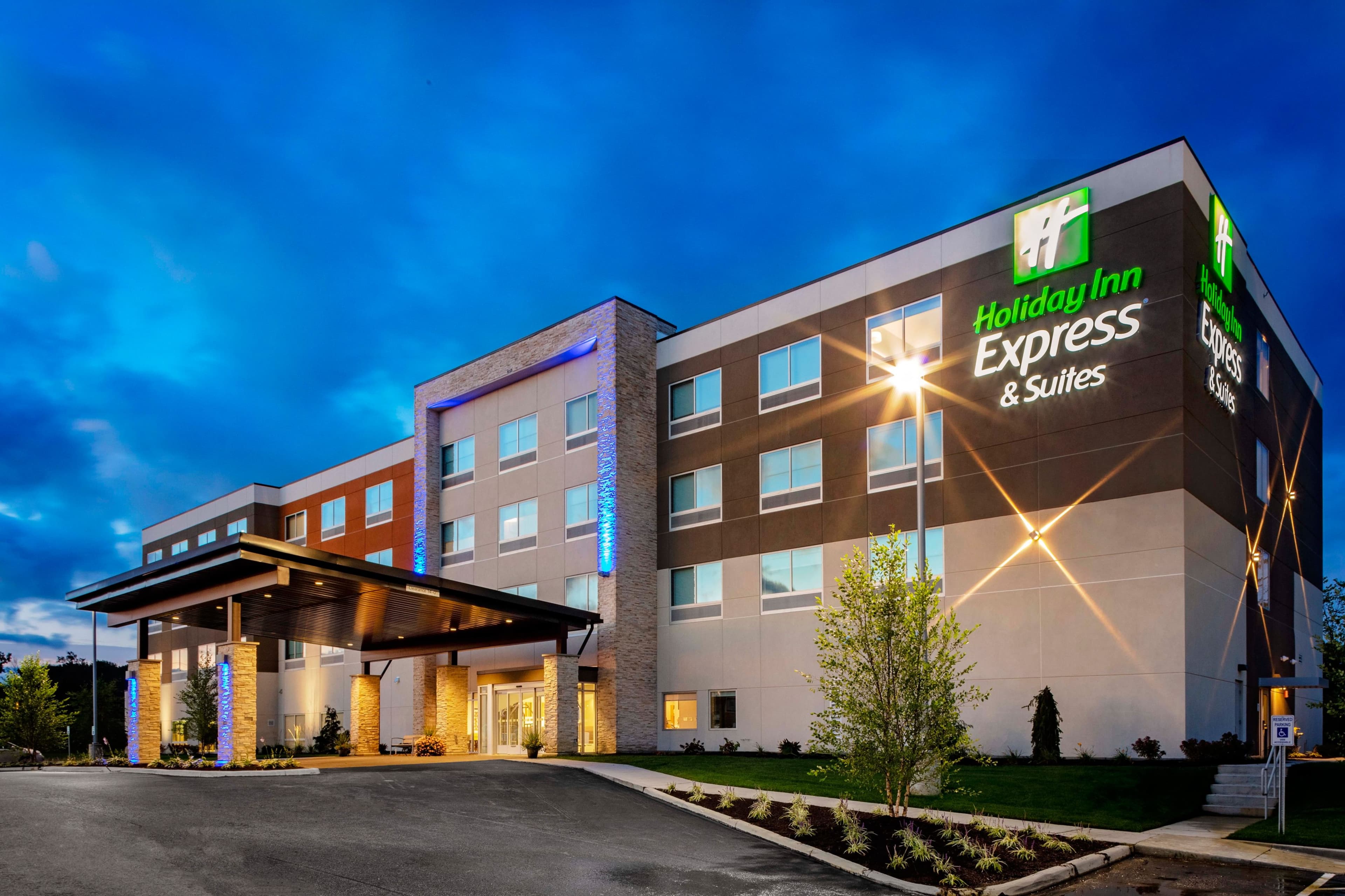Holiday Inn Express & Suites Madison - Image 1