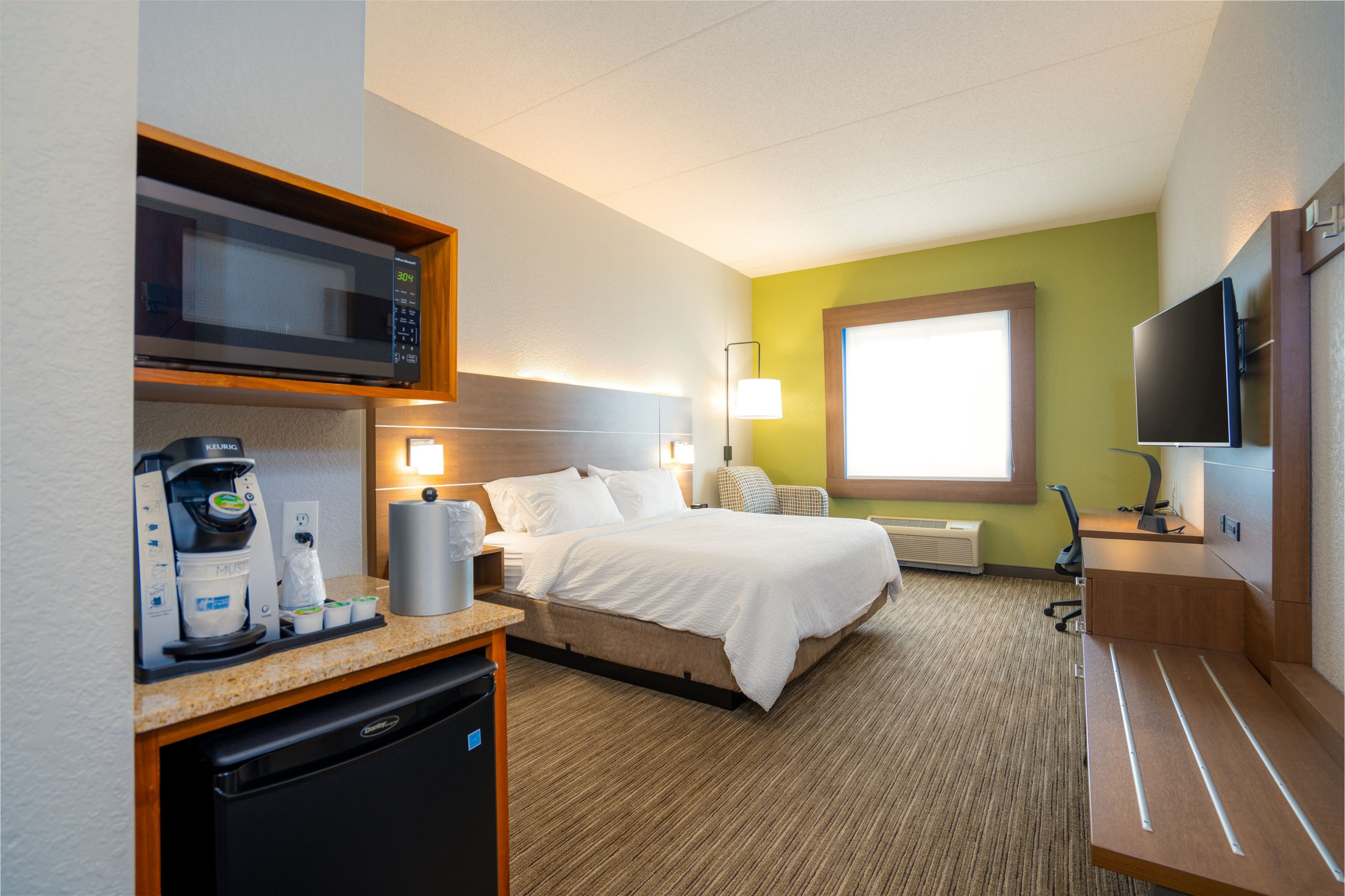 Holiday Inn Express & Suites Mankato East — 6