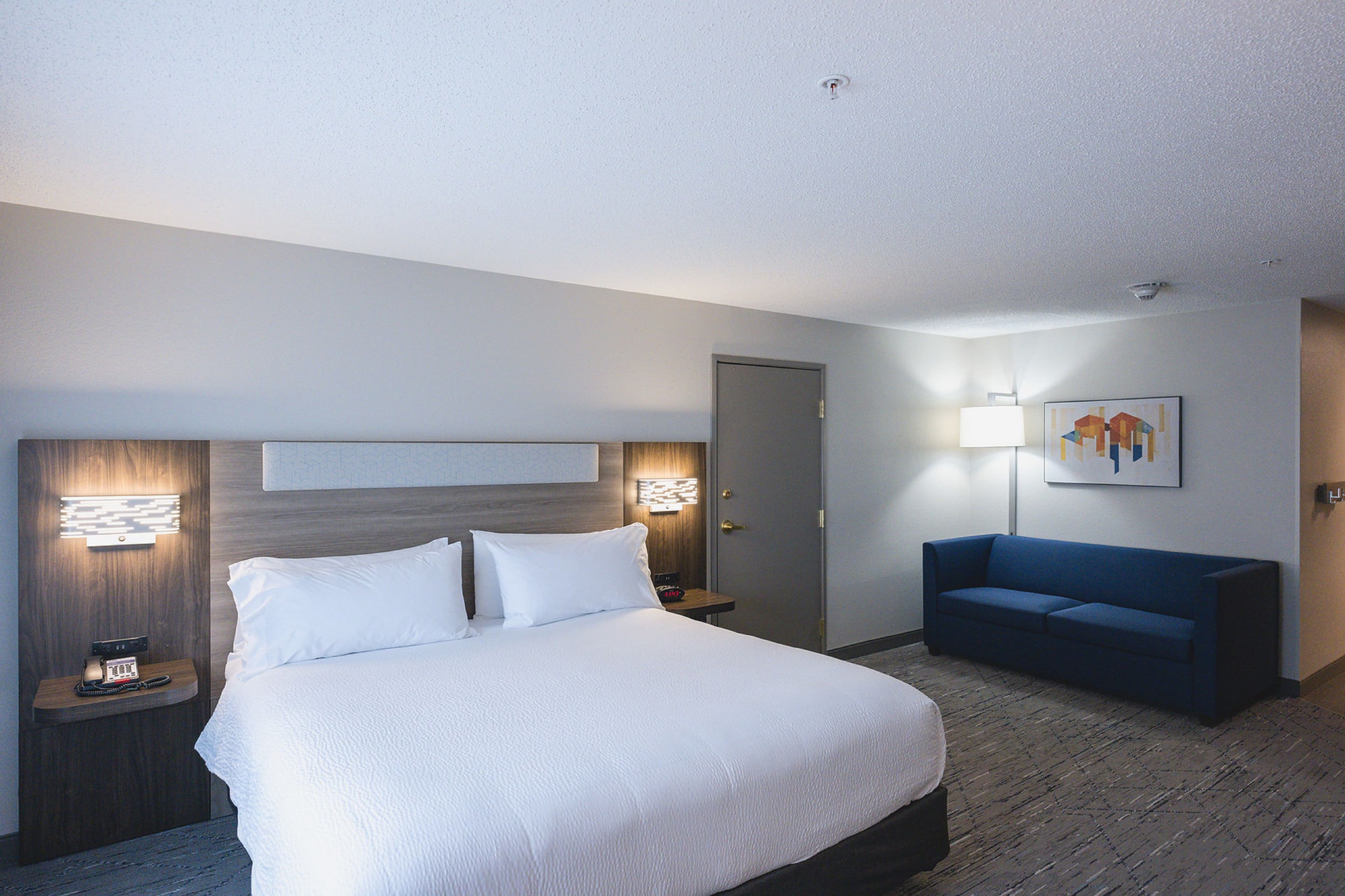 Holiday Inn Express & Suites Marquette — 27