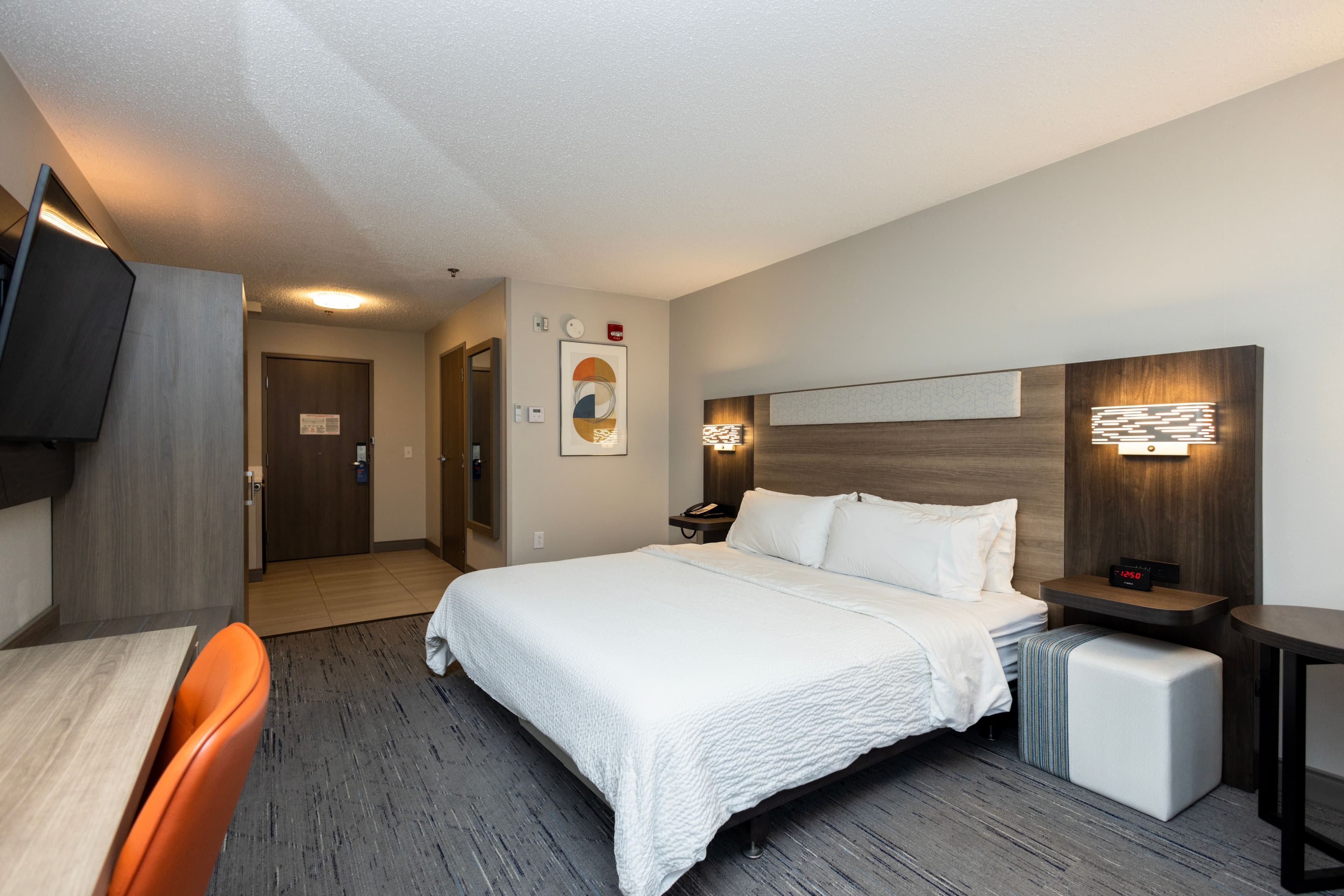 Holiday Inn Express & Suites Marysville — 10