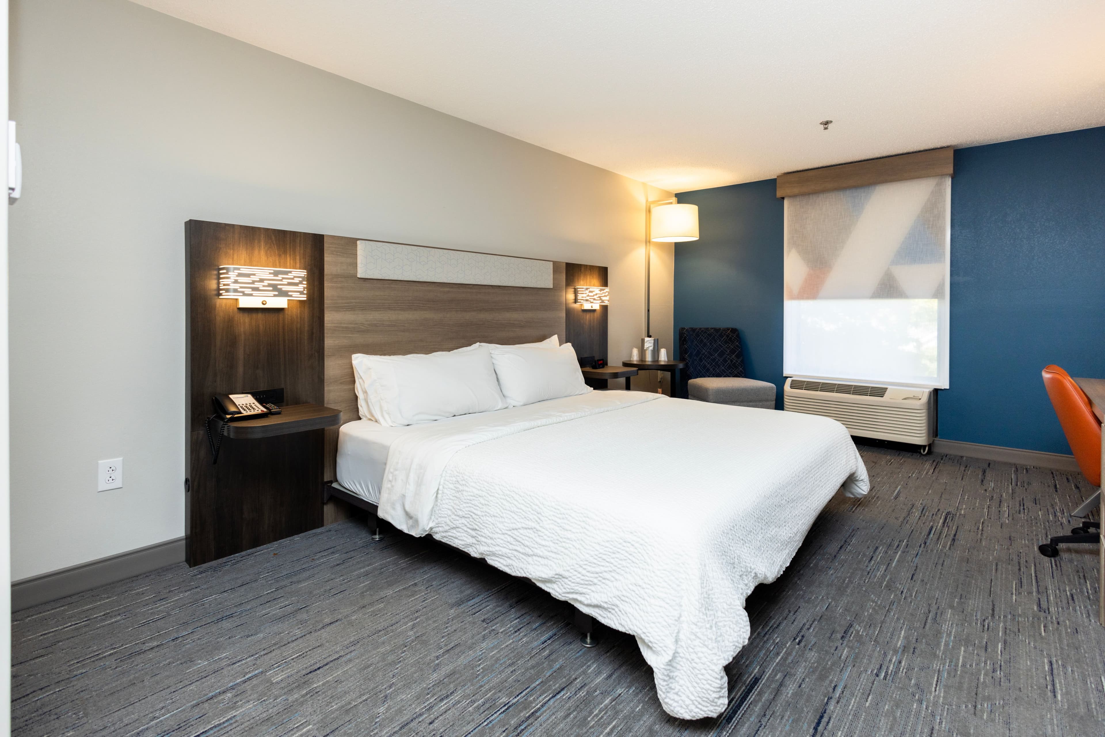 Holiday Inn Express & Suites Marysville — 11