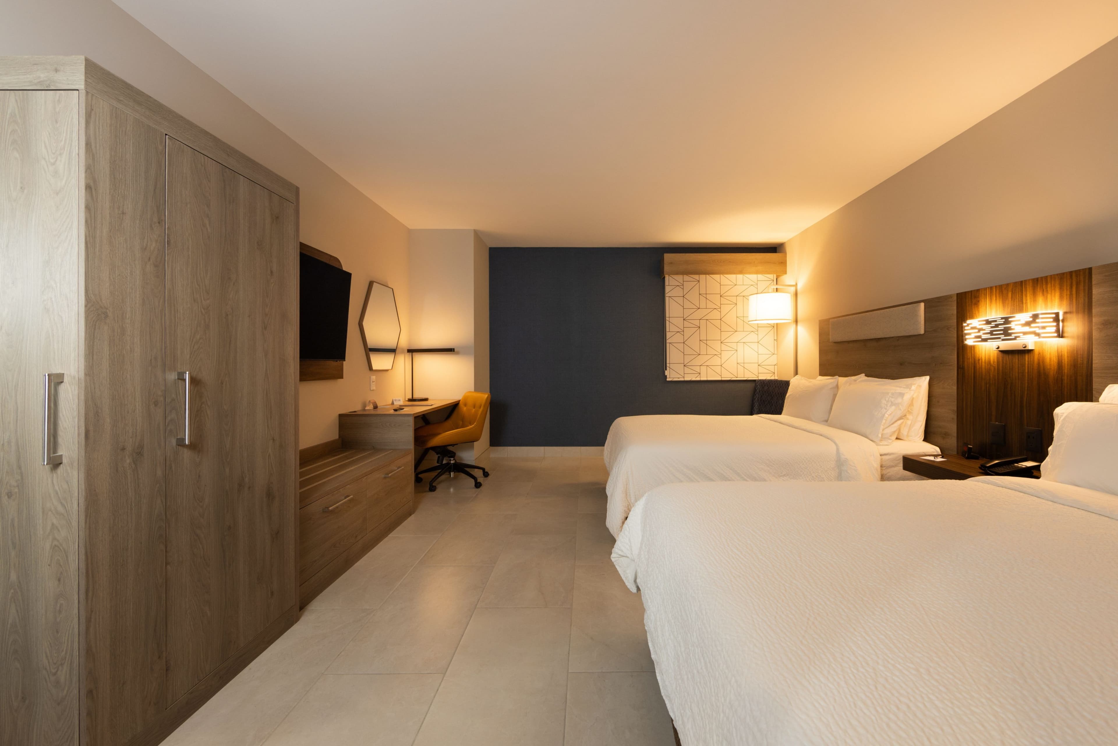 Holiday Inn Express & Suites Mazatlan — 11
