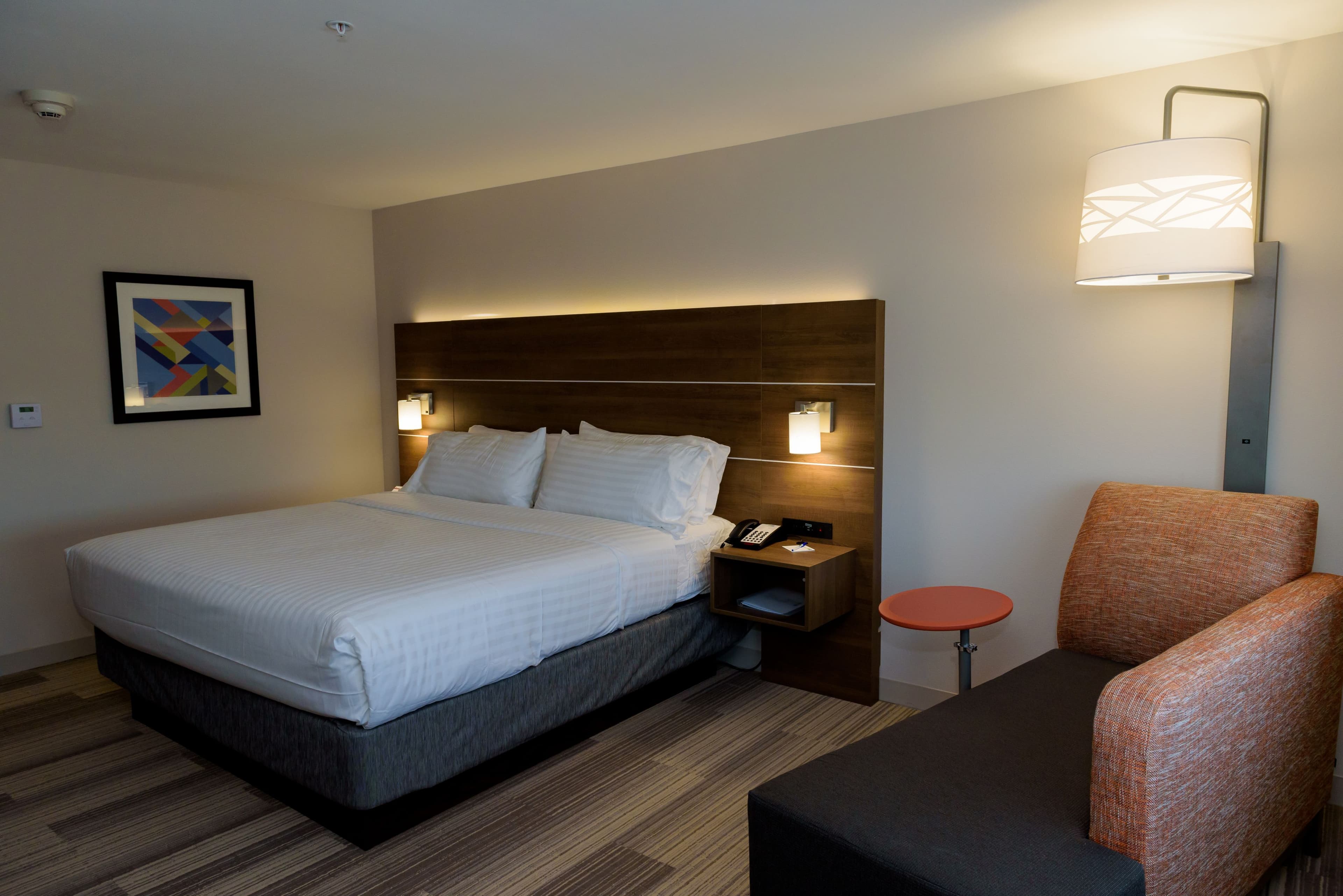 Holiday Inn Express & Suites McKinney - Frisco East — 36