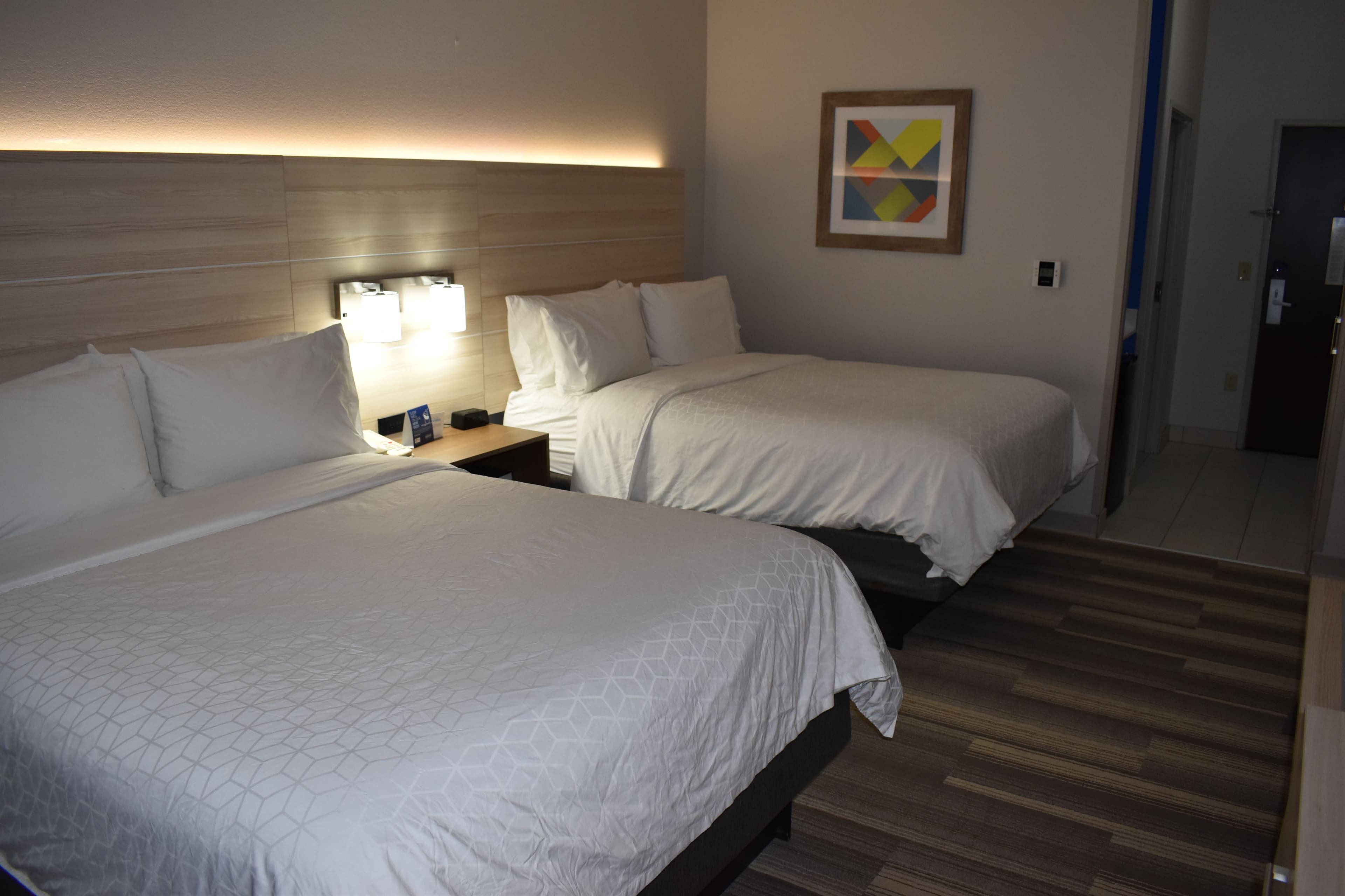 Holiday Inn Express & Suites McPherson — 6
