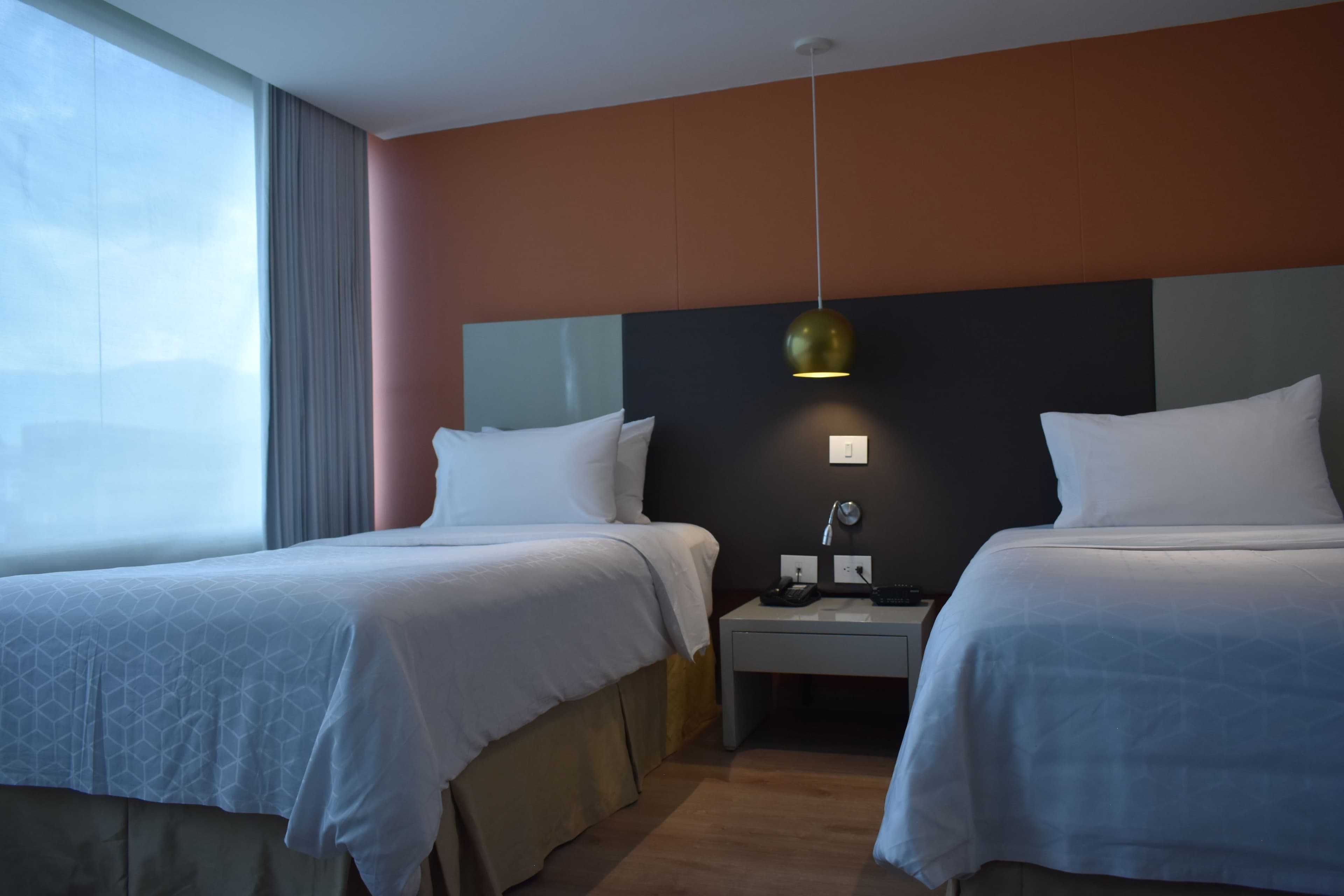 Holiday Inn Express & Suites Medellin — 51