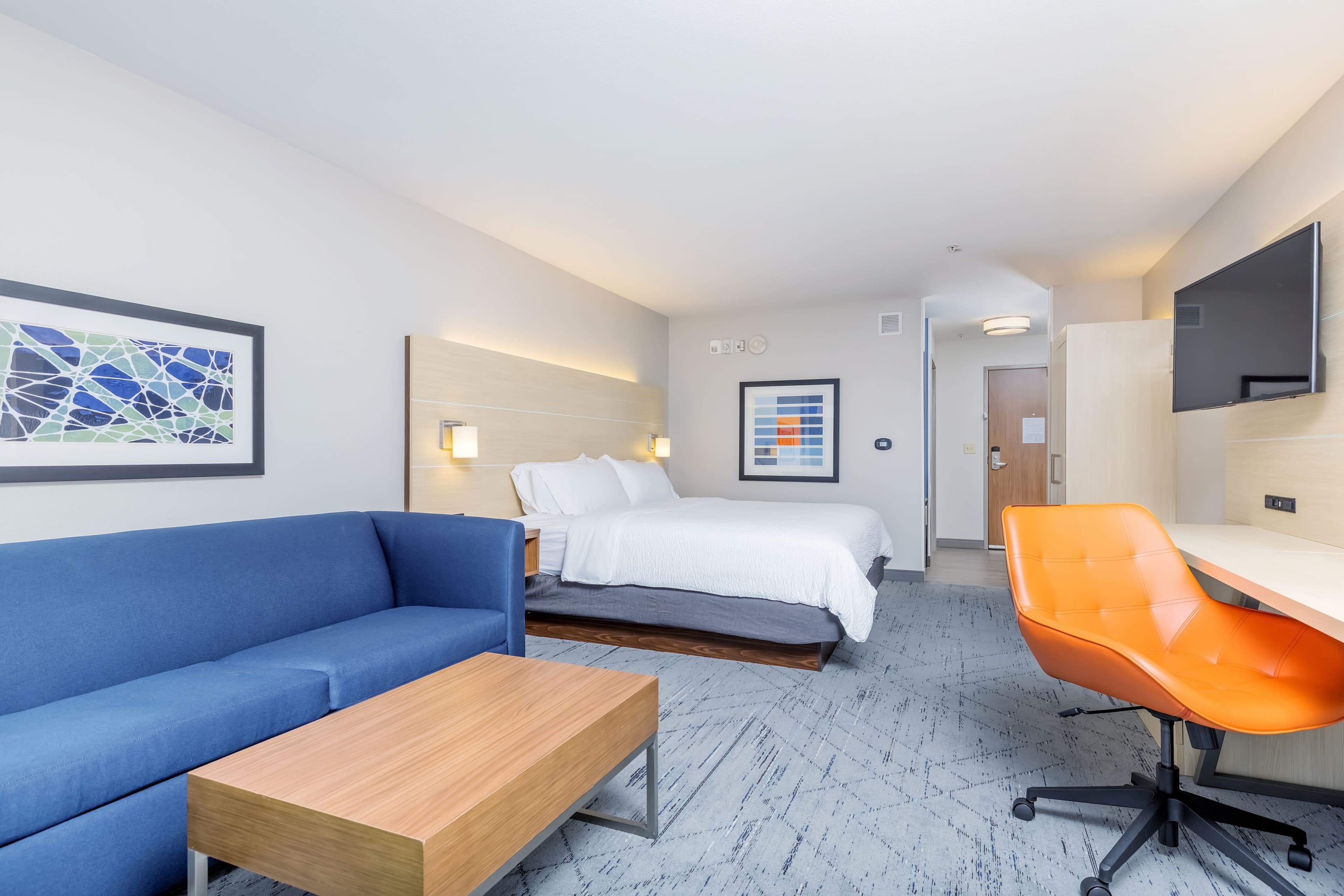 Holiday Inn Express & Suites Medford — 59