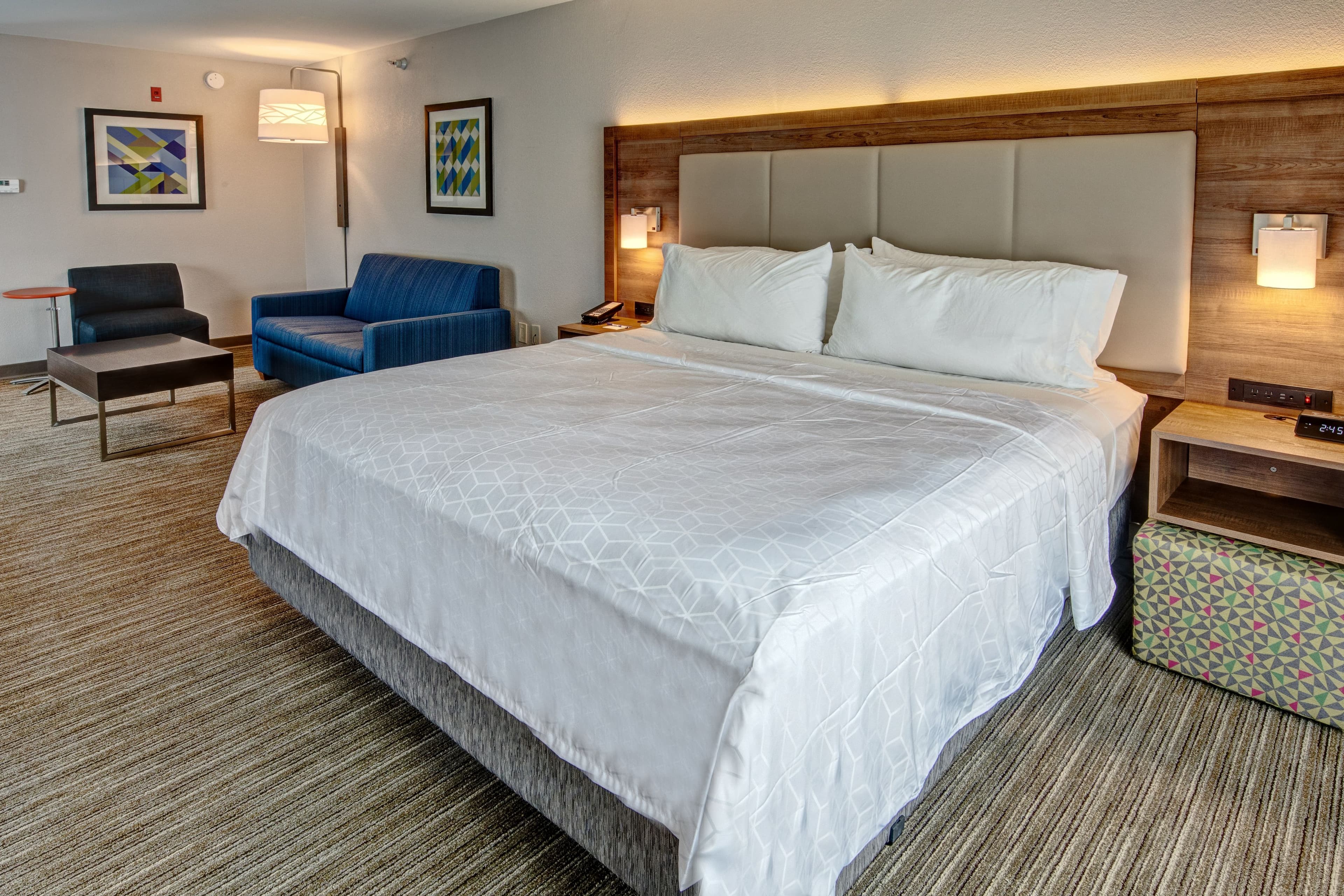 Holiday Inn Express & Suites Memphis Southwind — 18