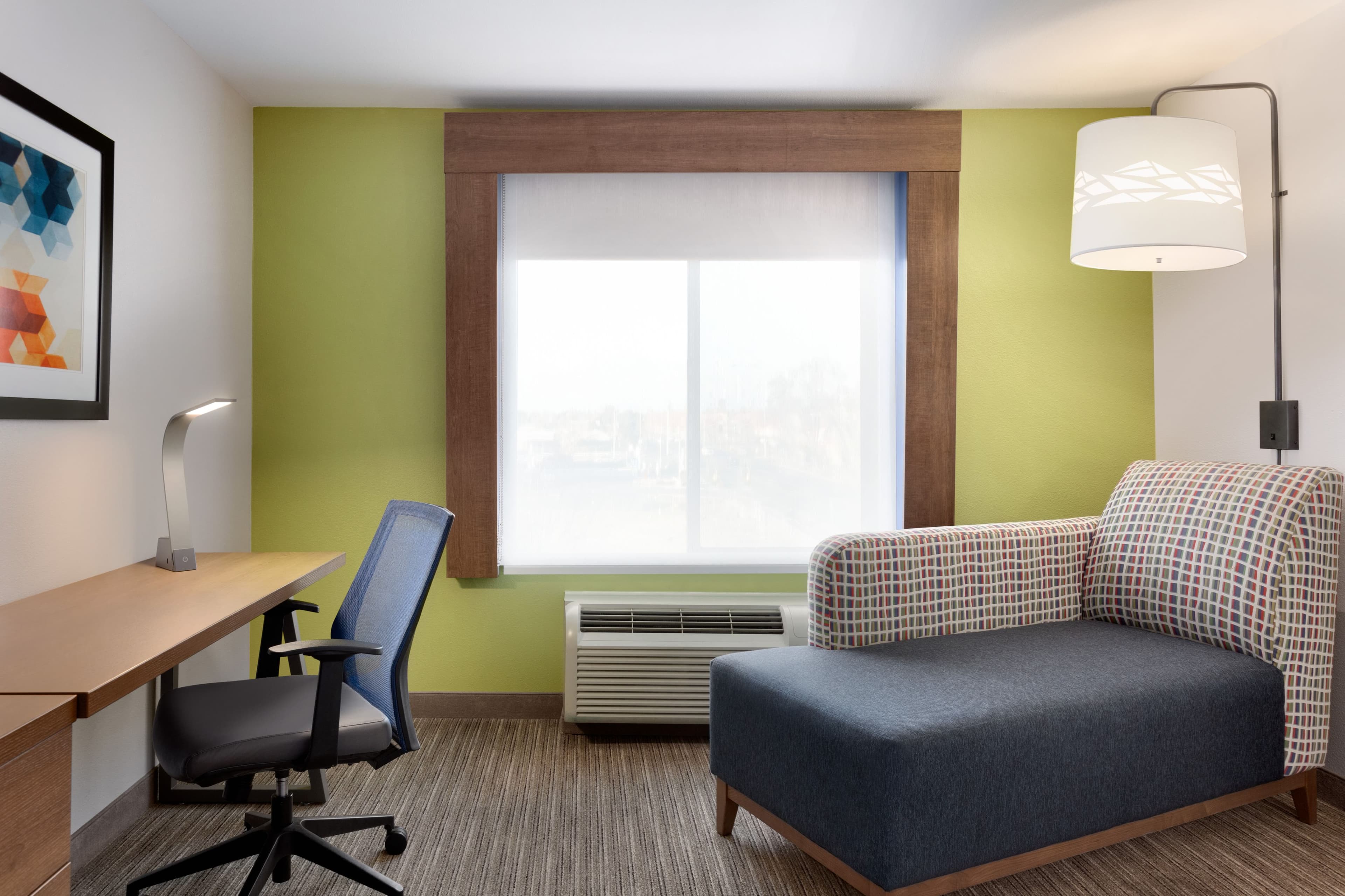 Holiday Inn Express & Suites Merced - Yosemite Natl Pk Area — 7