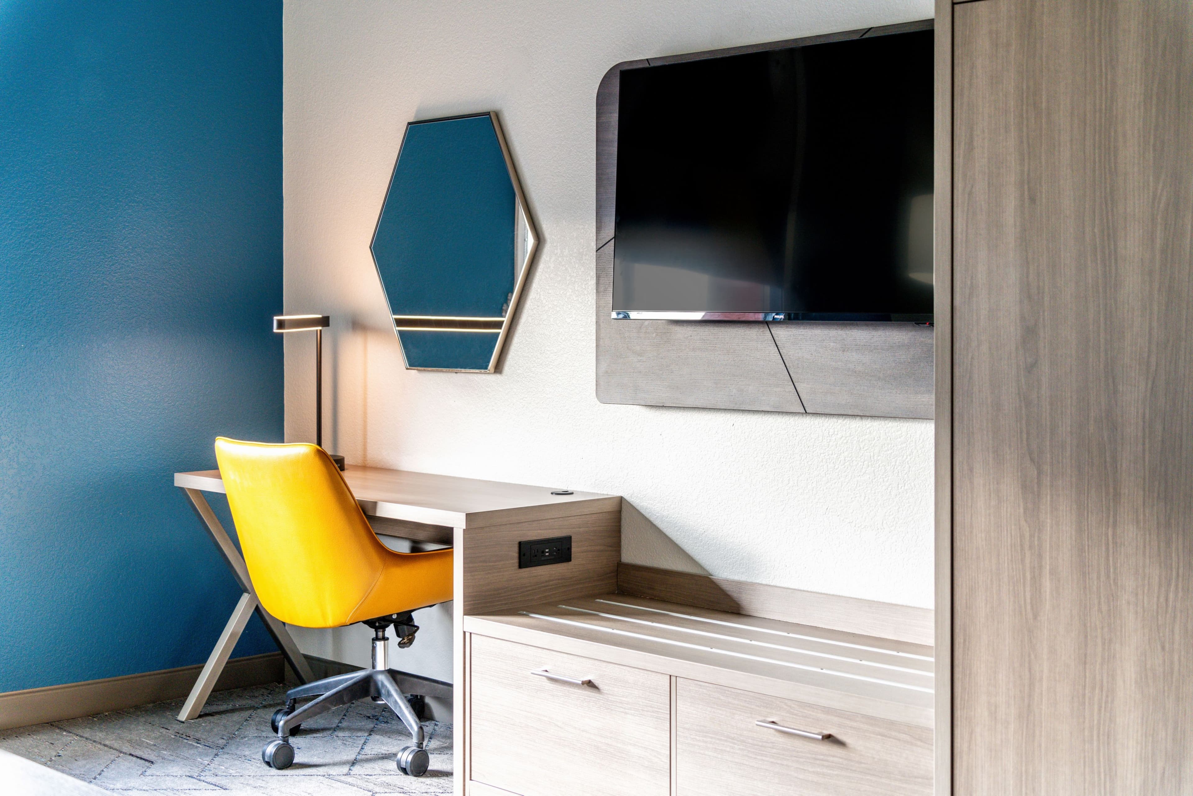 Standard Room - Image 8