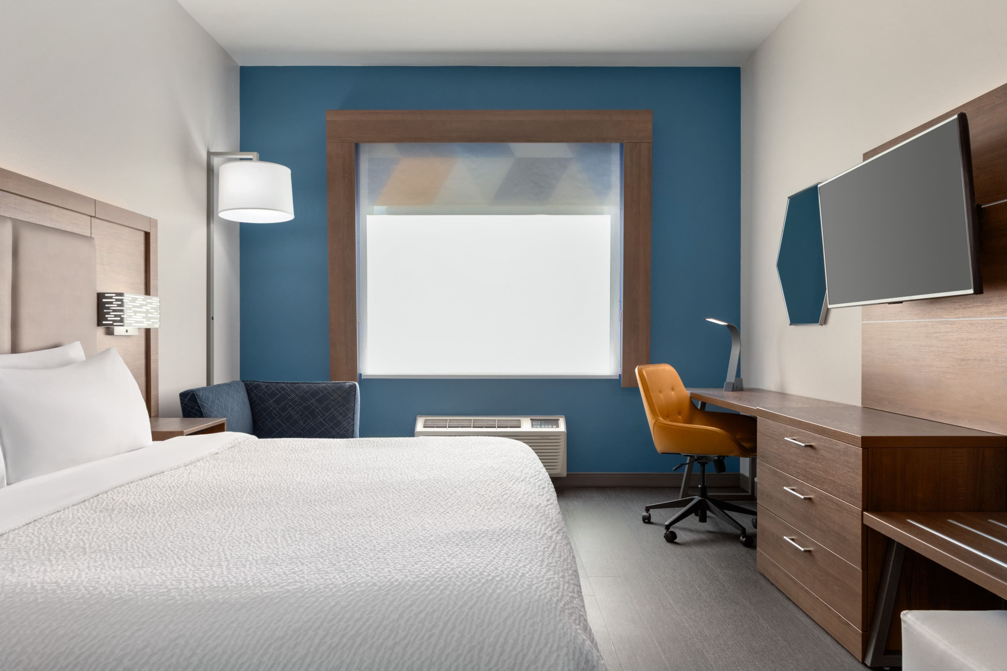 Holiday Inn Express & Suites Mesquite — 11