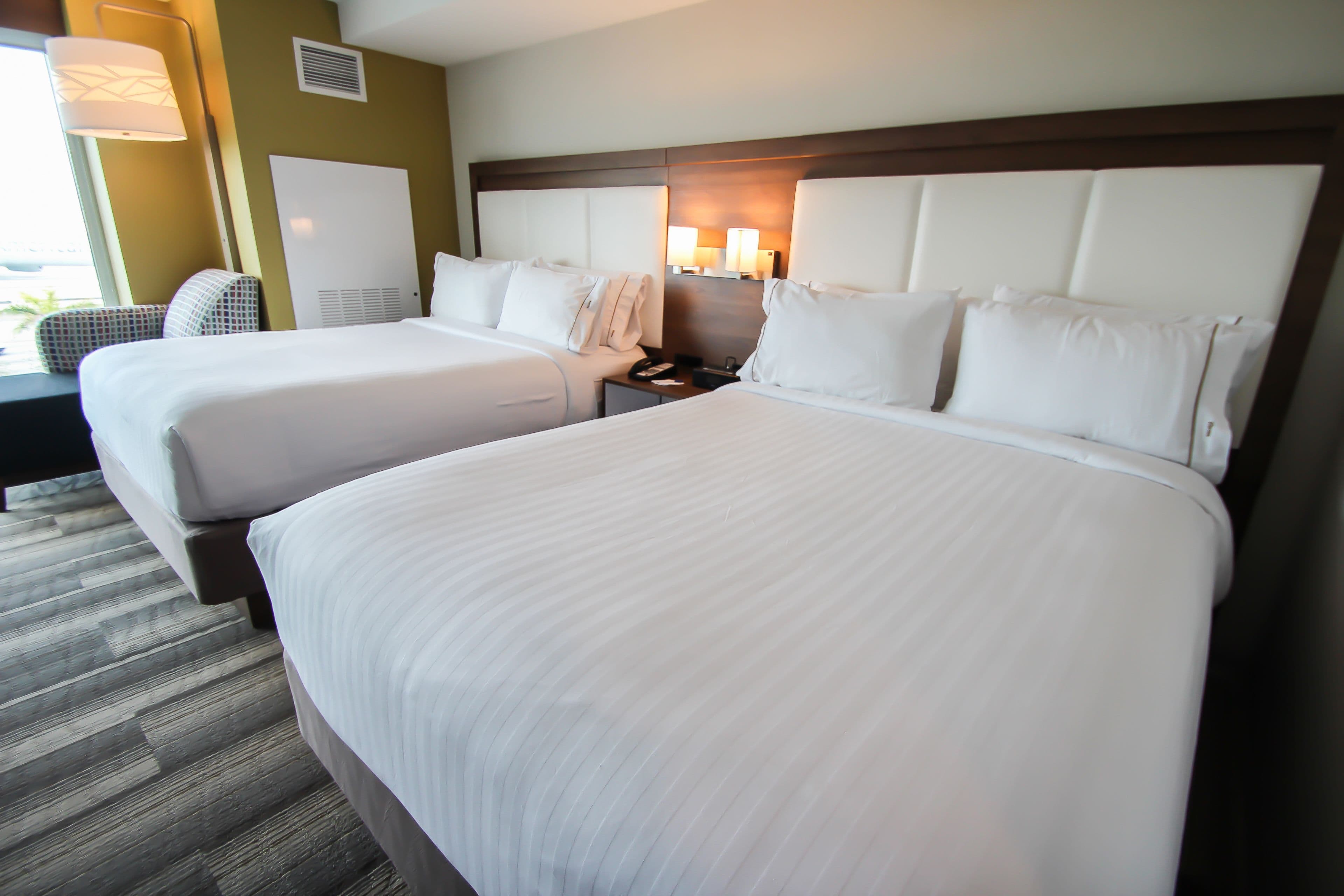 Holiday Inn Express & Suites Miami Airport East — 61