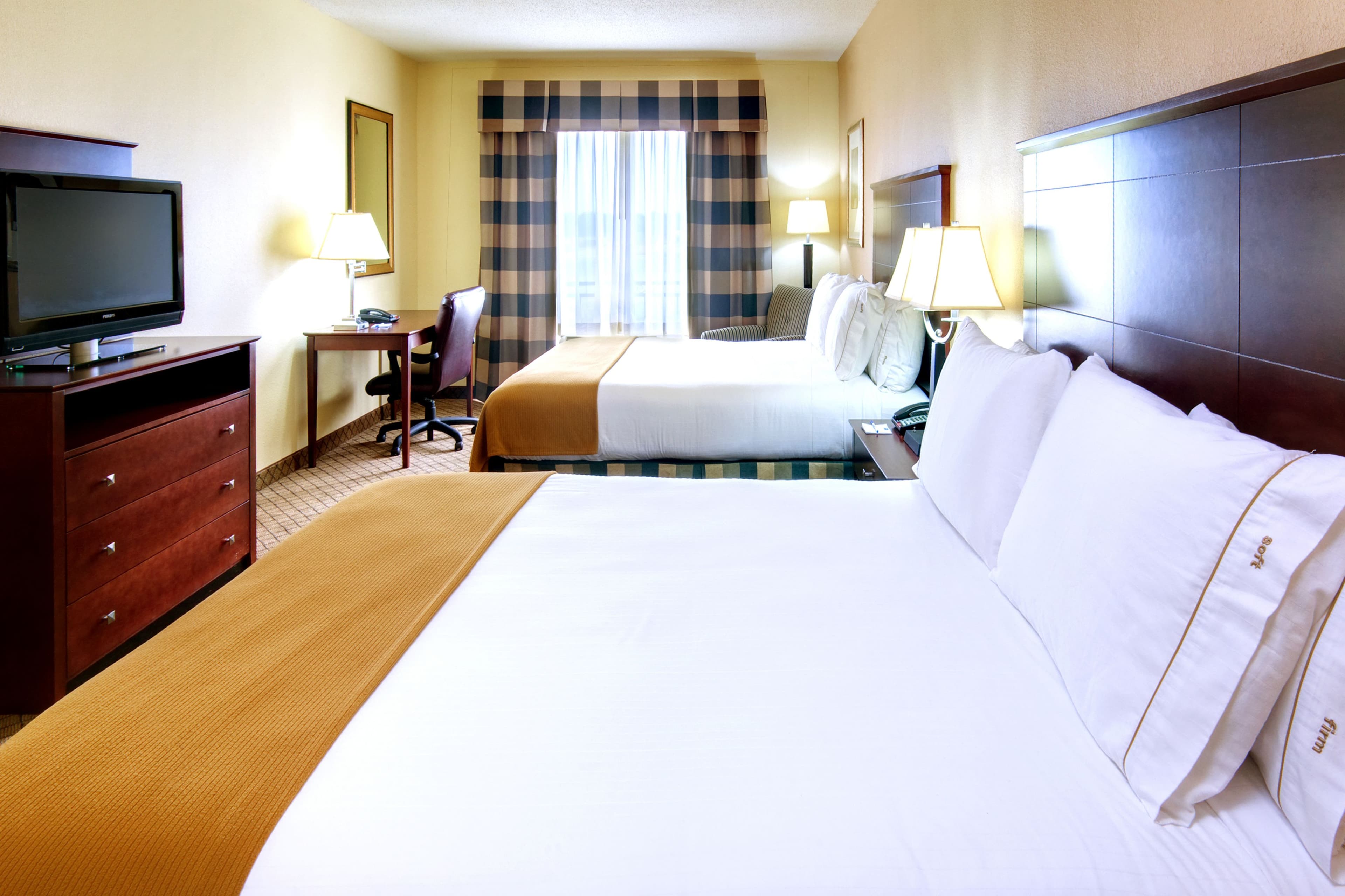 Holiday Inn Express & Suites Millington-Memphis Area — 18
