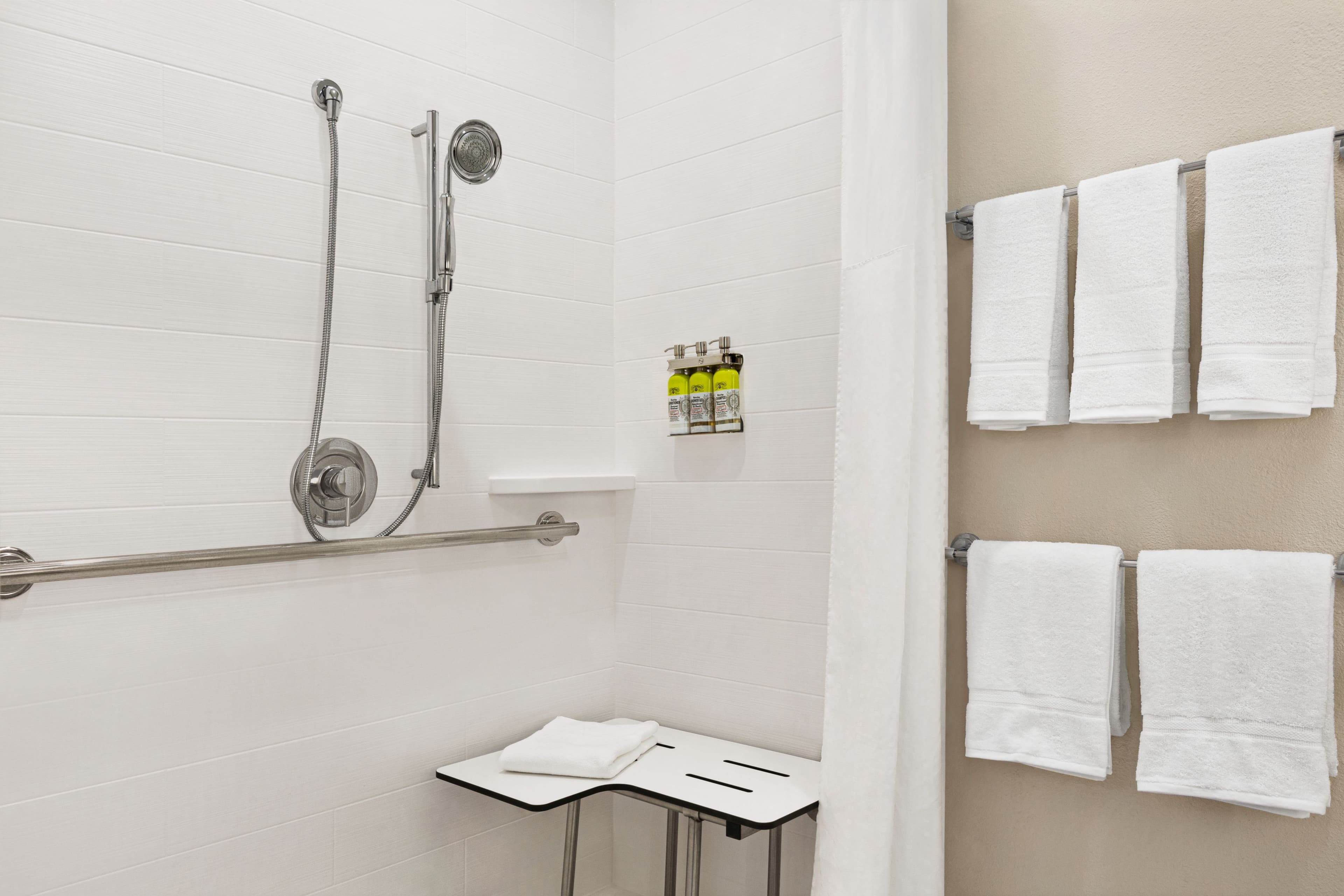 Holiday Inn Express & Suites Mission-McAllen Area — 12