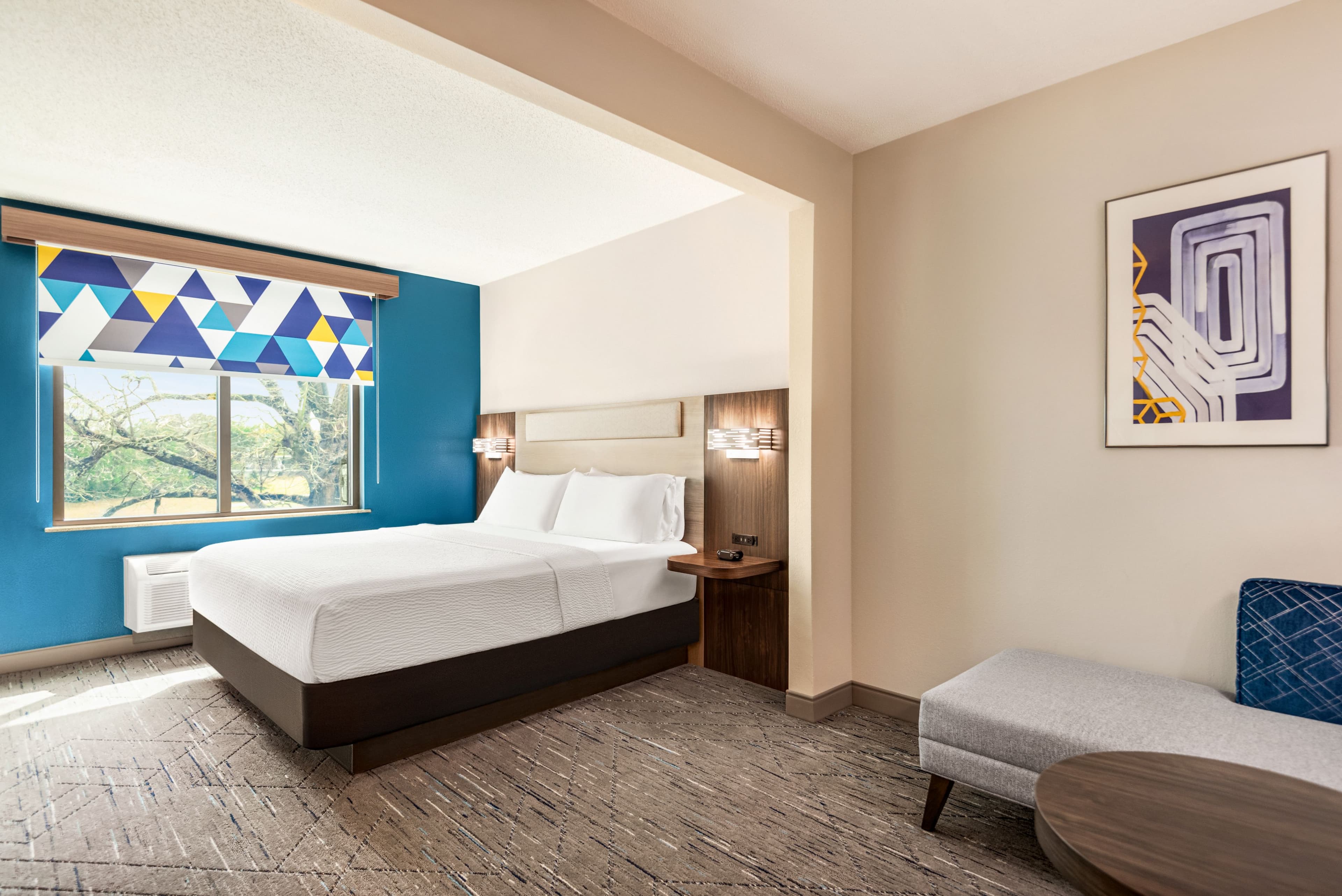 Holiday Inn Express & Suites Mobile West - I-10 - Image 5
