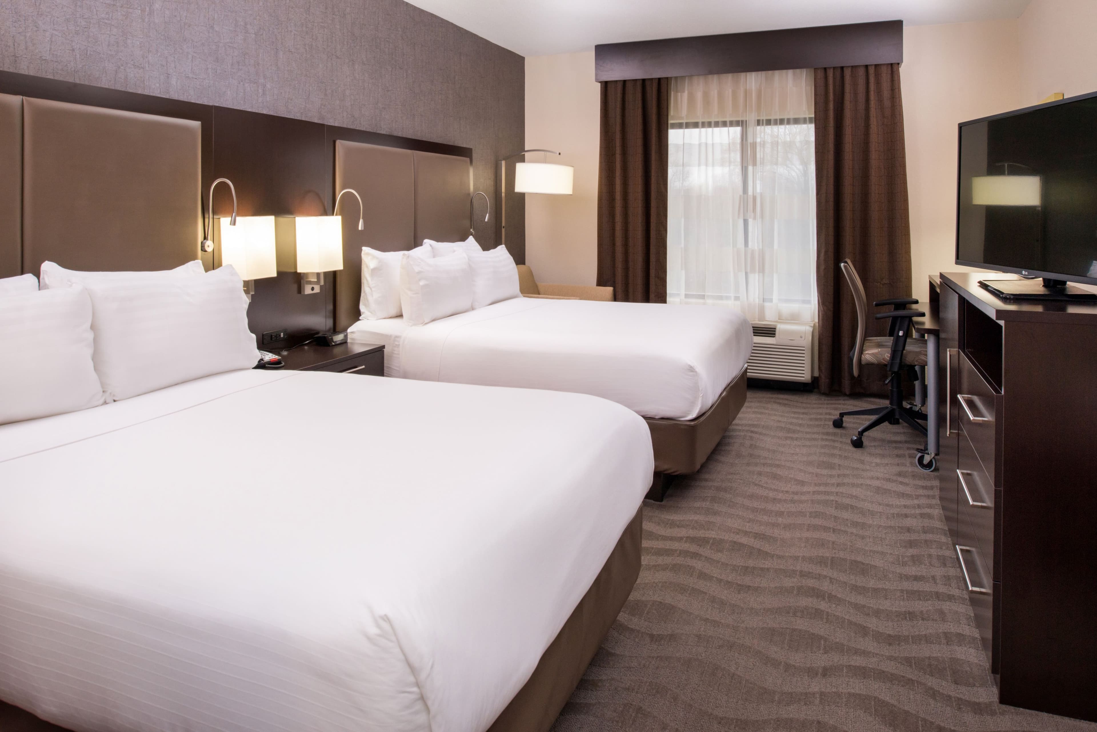 Holiday Inn Express & Suites Monroe — 27