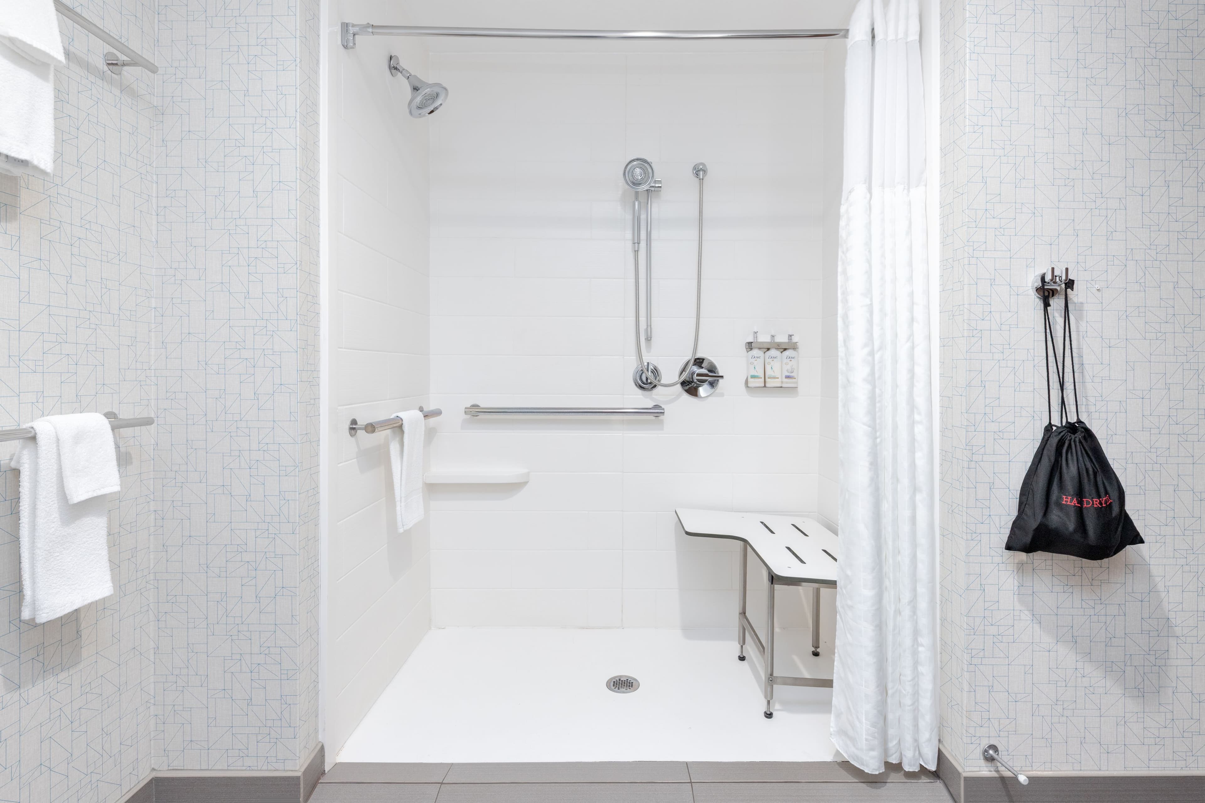 Holiday Inn Express & Suites Moore — 15