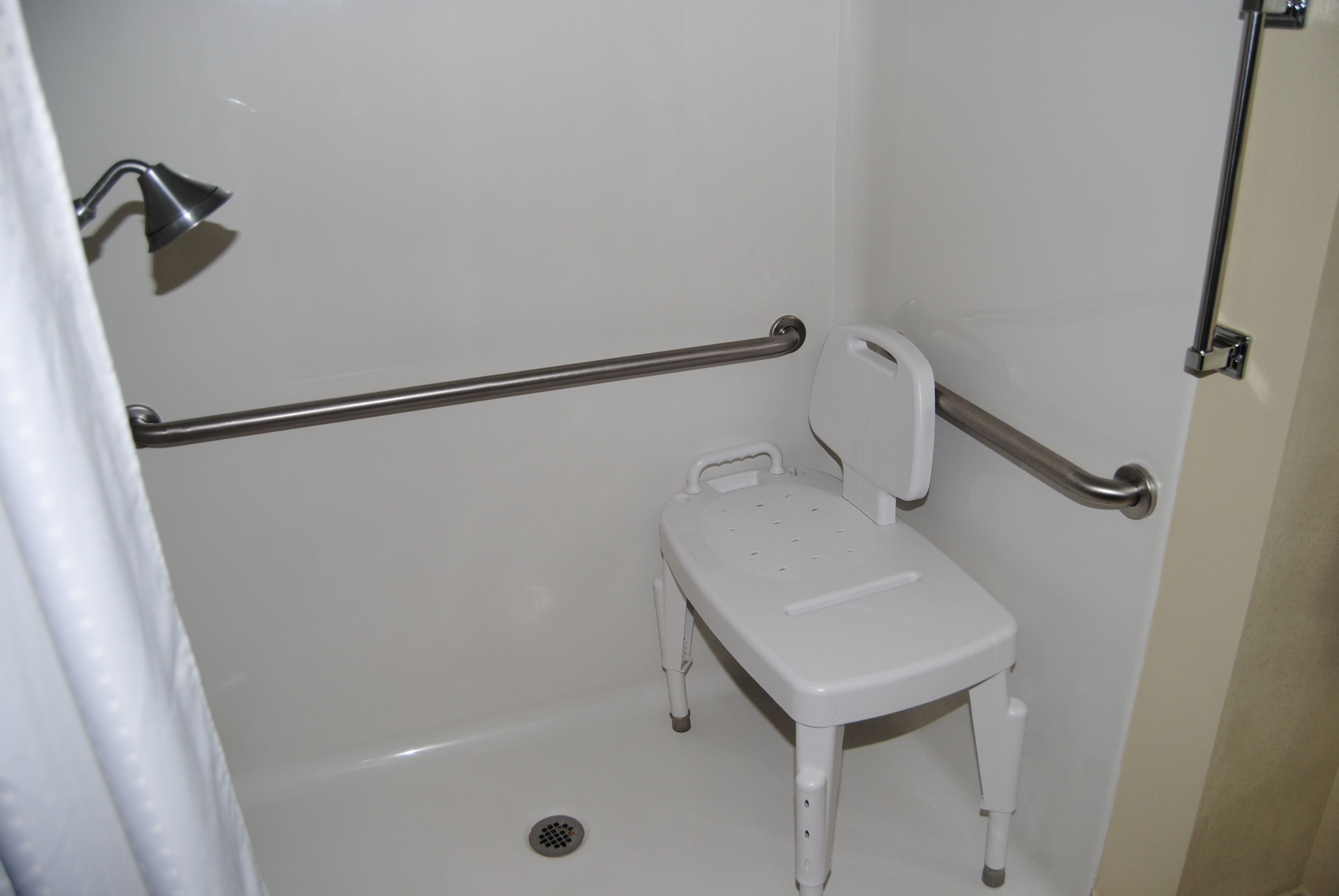 Holiday Inn Express & Suites Mooresville - Lake Norman — 21