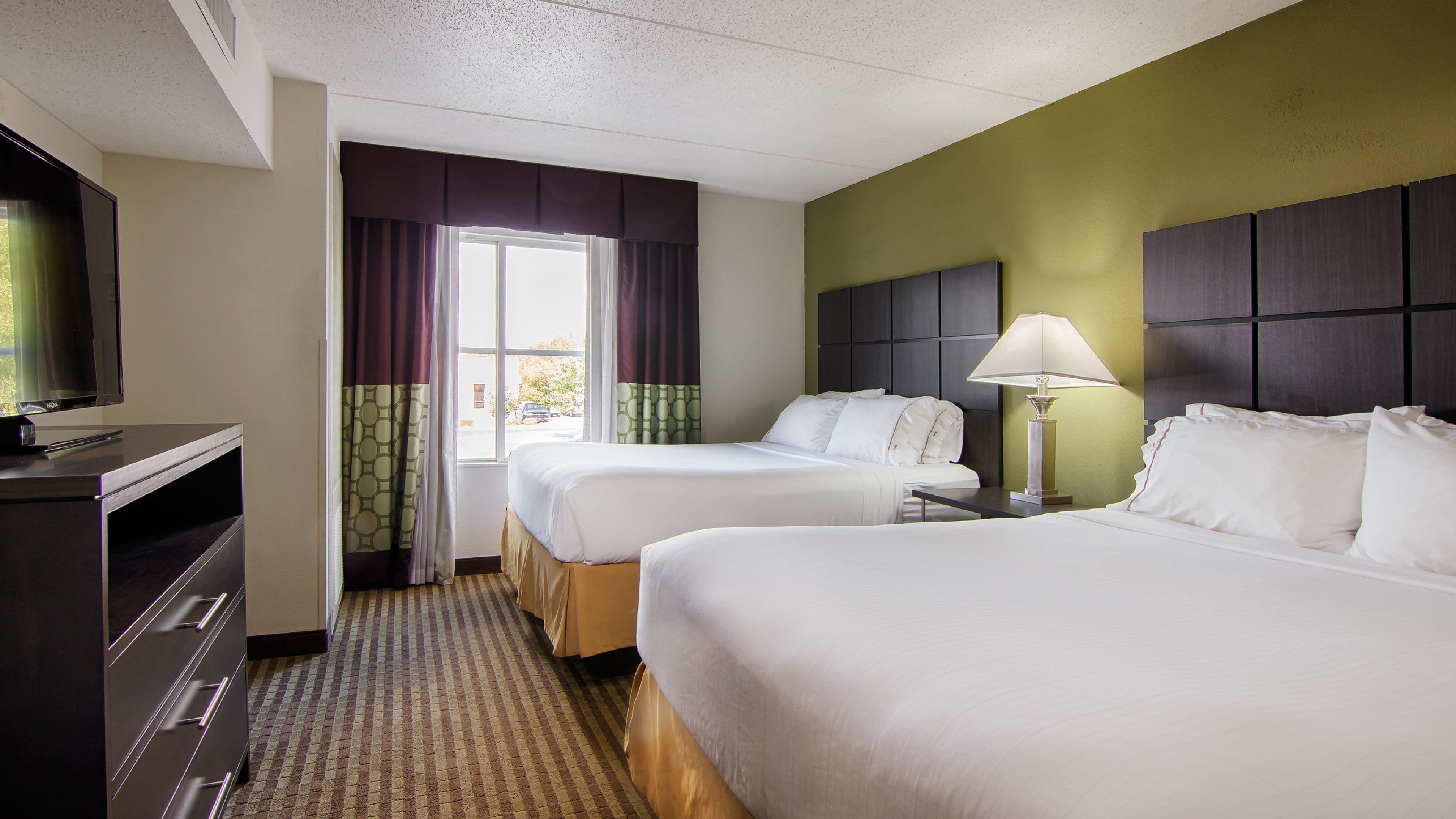 Holiday Inn Express & Suites Mooresville - Lake Norman — 24