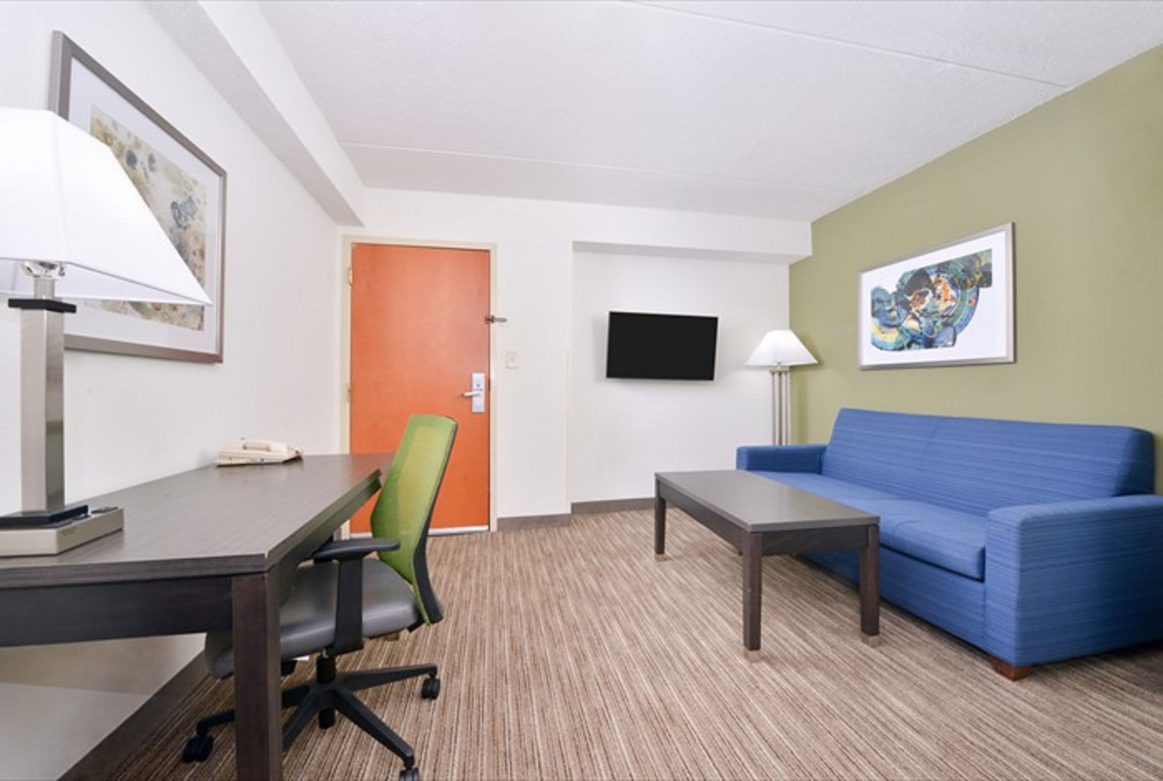 Holiday Inn Express & Suites Mooresville - Lake Norman — 19