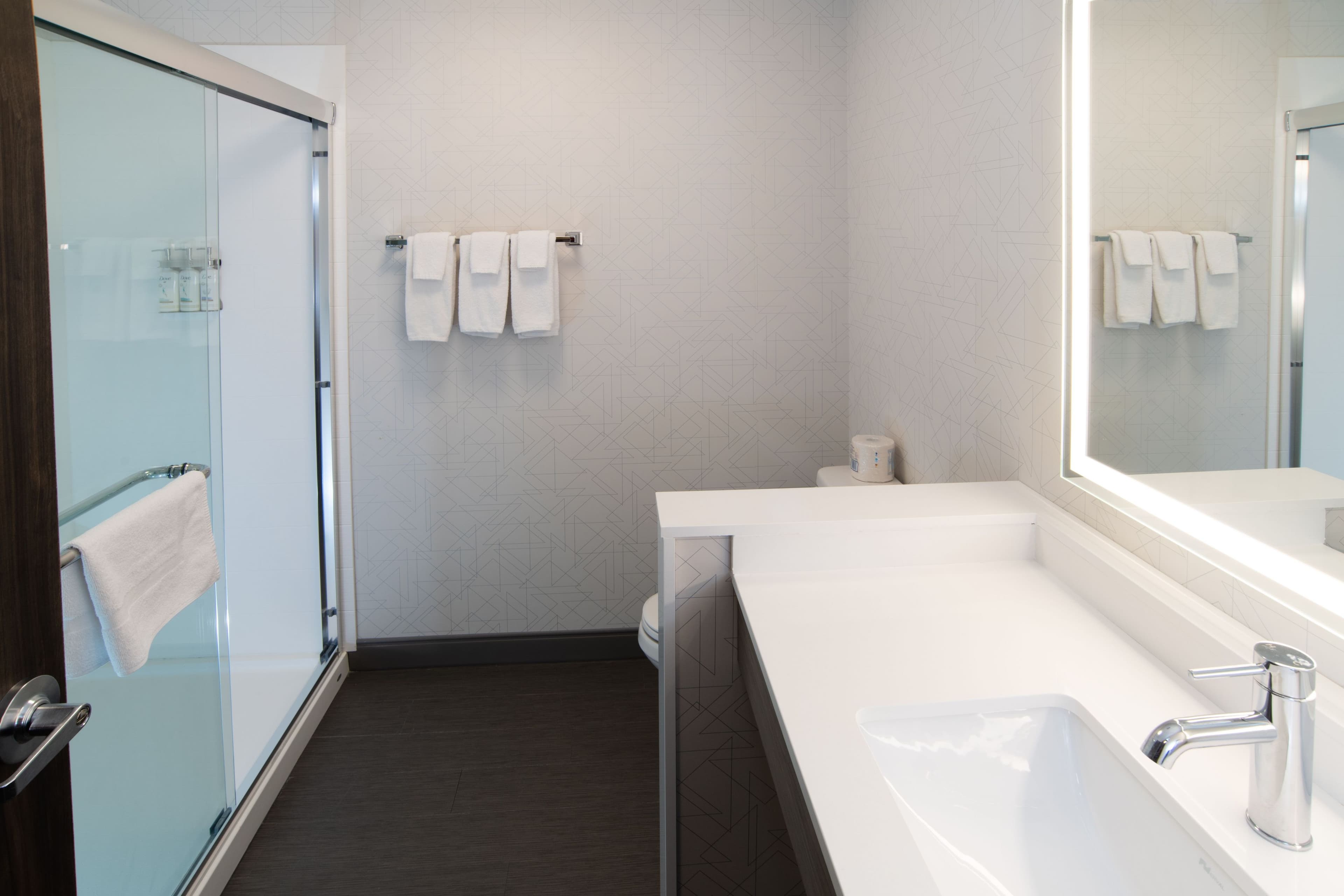Holiday Inn Express & Suites Moose Jaw — 14