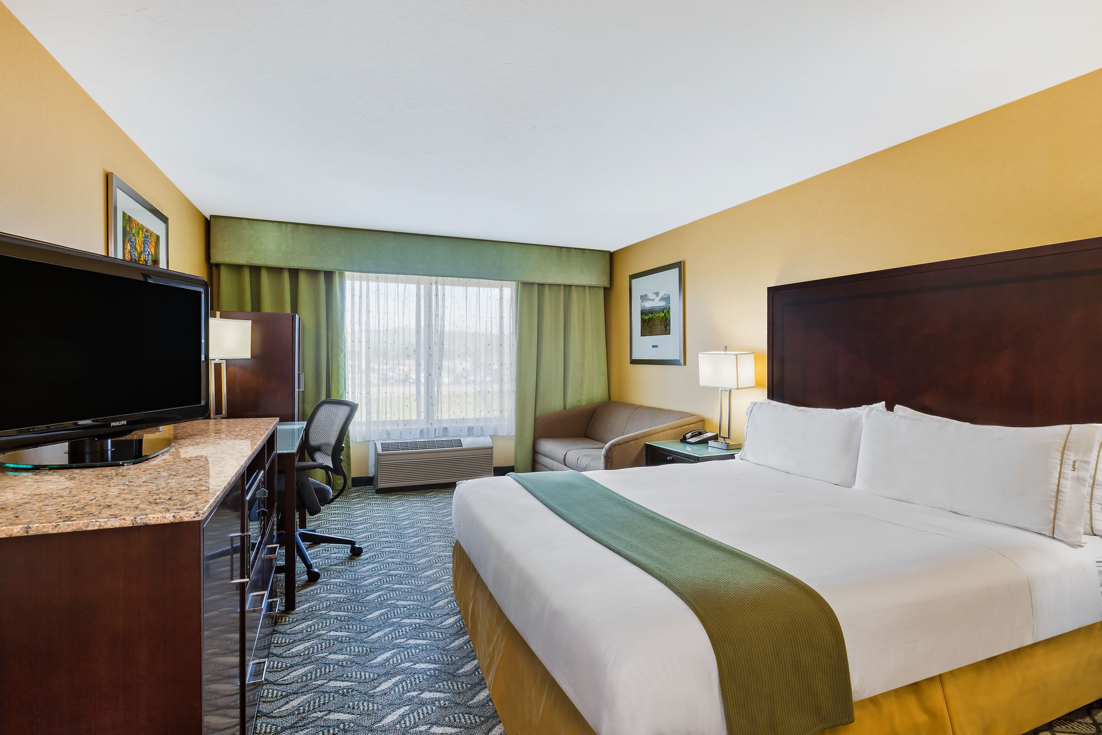 Holiday Inn Express & Suites San Jose-Morgan Hill — 8