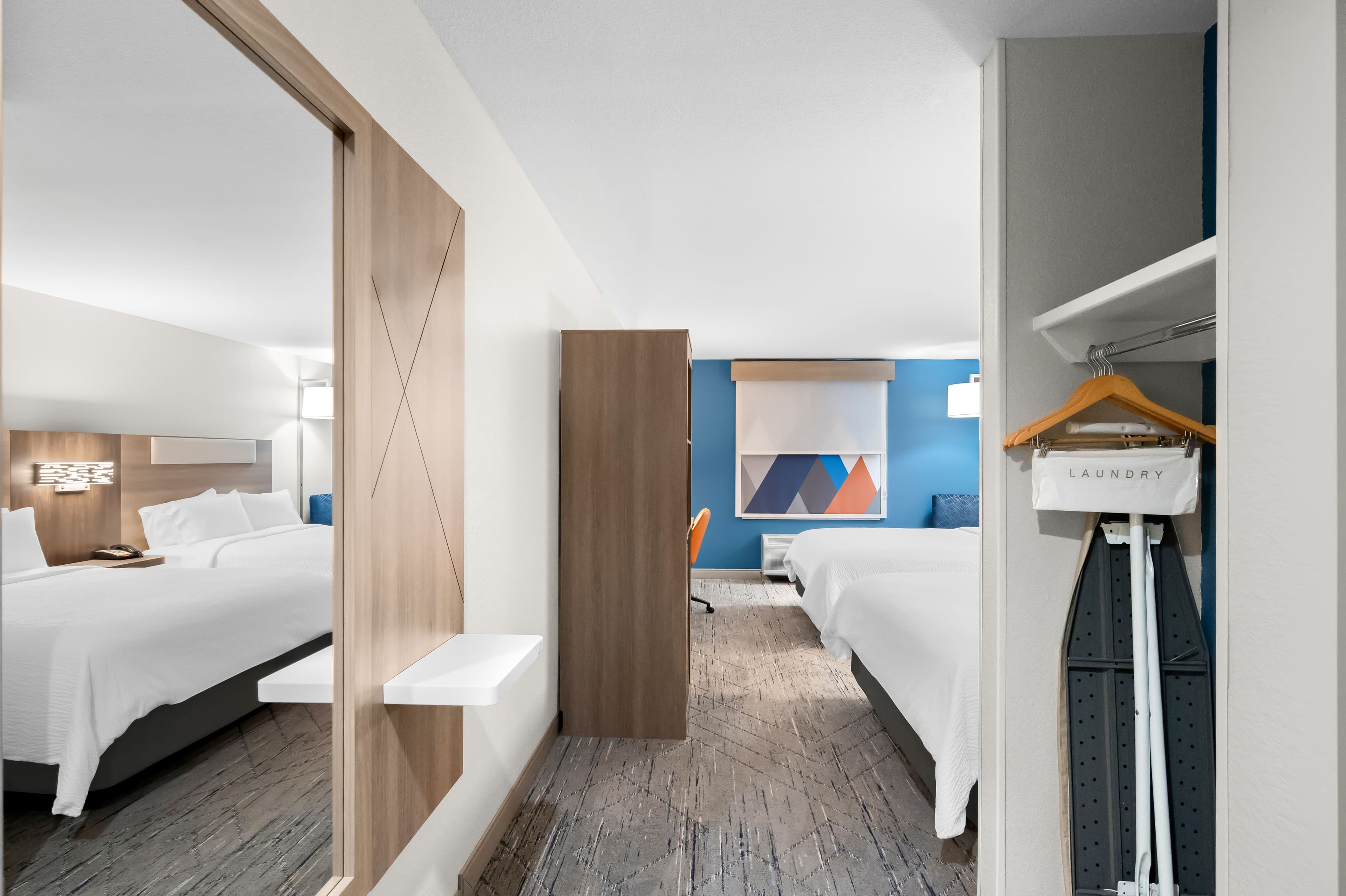Holiday Inn Express & Suites Morrilton — 13