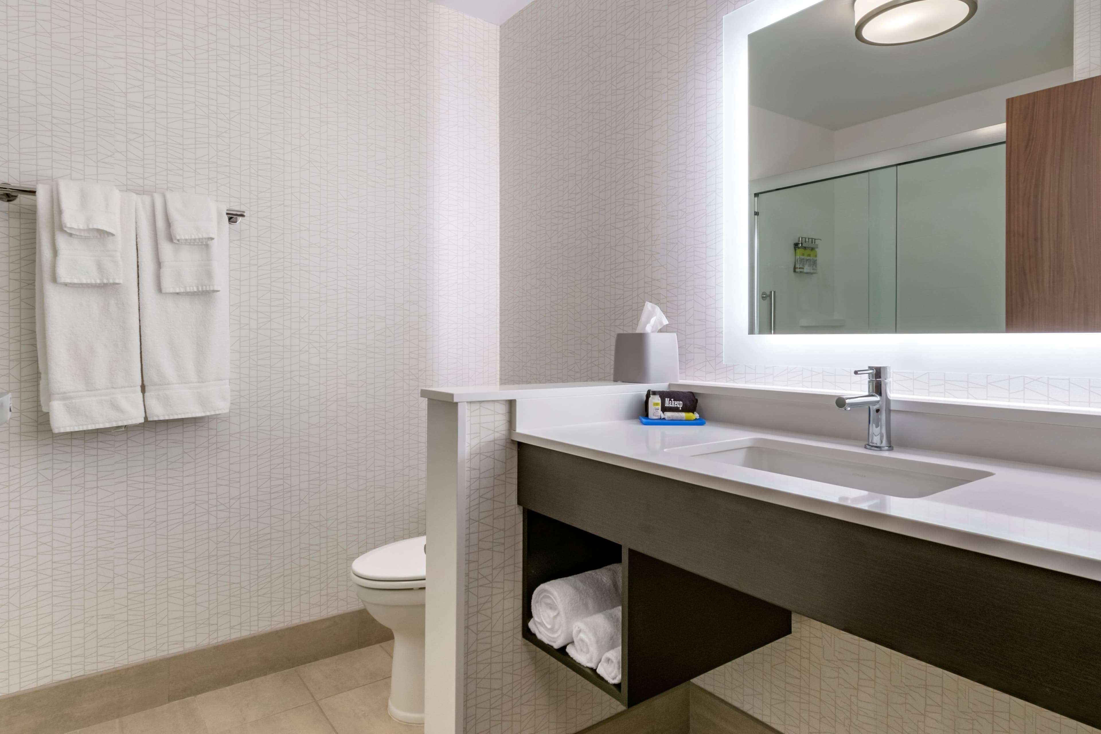 Holiday Inn Express & Suites Lancaster - Mount Joy — 6