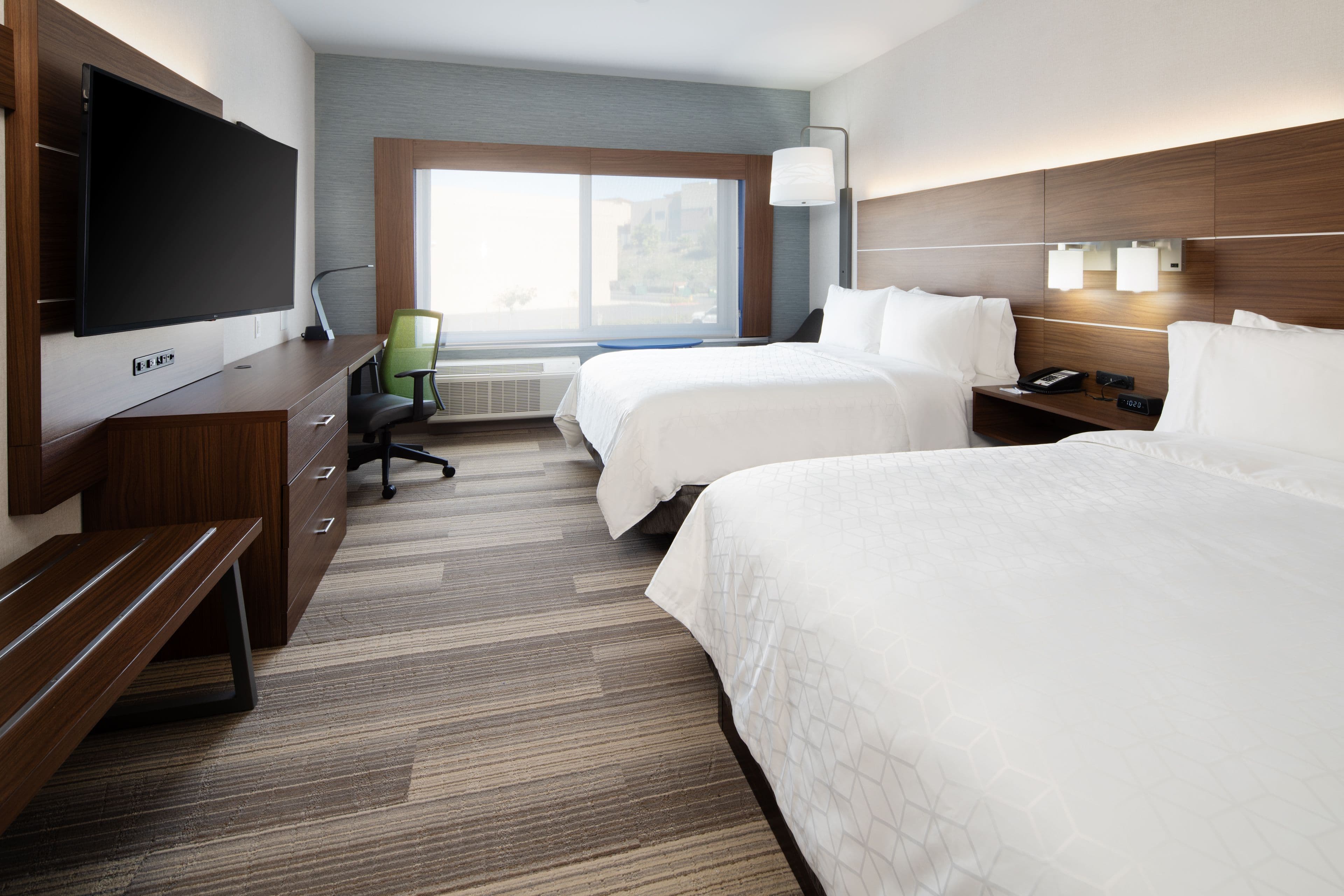 Holiday Inn Express & Suites Murrieta - Temecula — 12