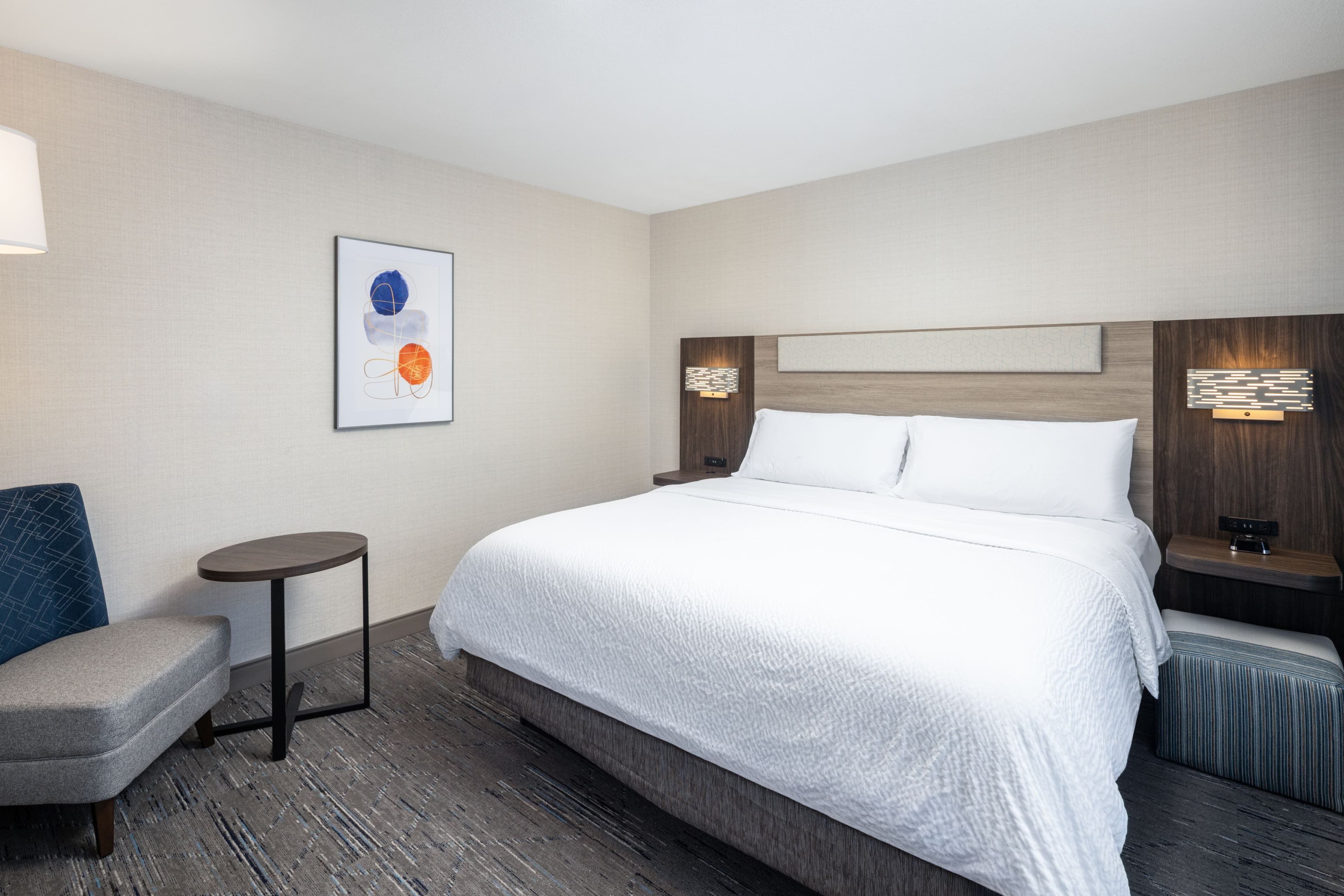 Holiday Inn Express & Suites Nampa - Idaho Center - Image 4